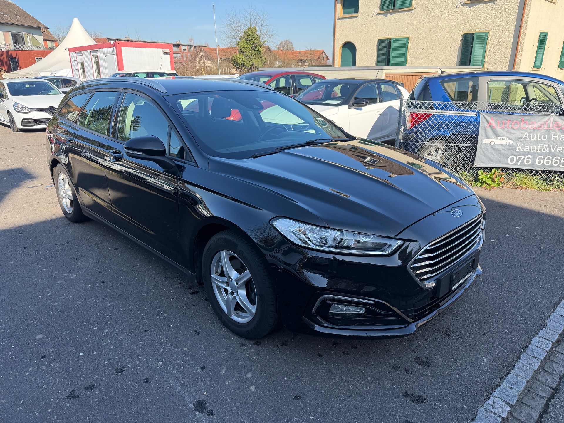 FORD Mondeo 2.0 TDCi Trend Automatik-image-4