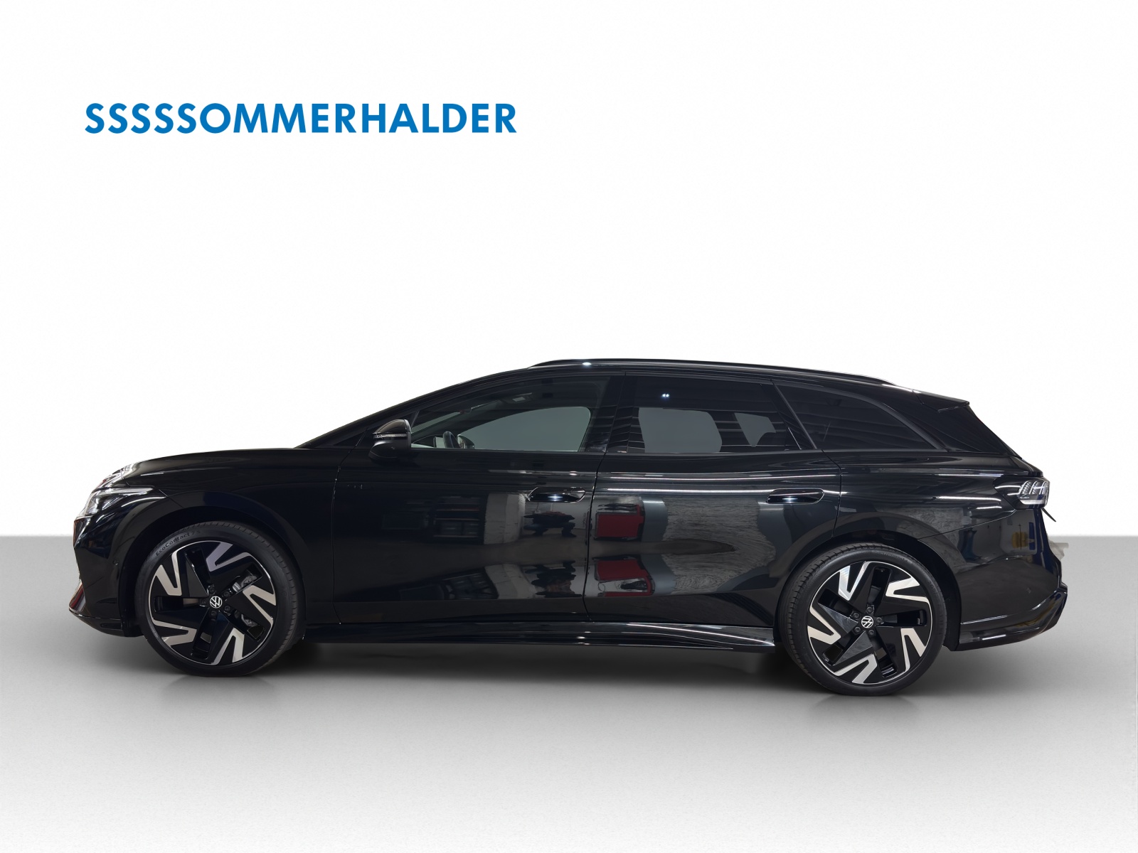 VW ID.7 Tourer GTX 86 kWh GTX United 4 Motion-image-1