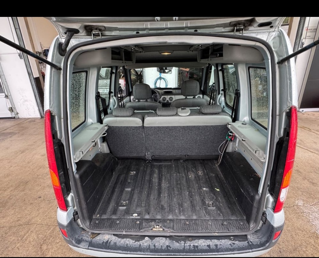 RENAULT KANGOO-image-4