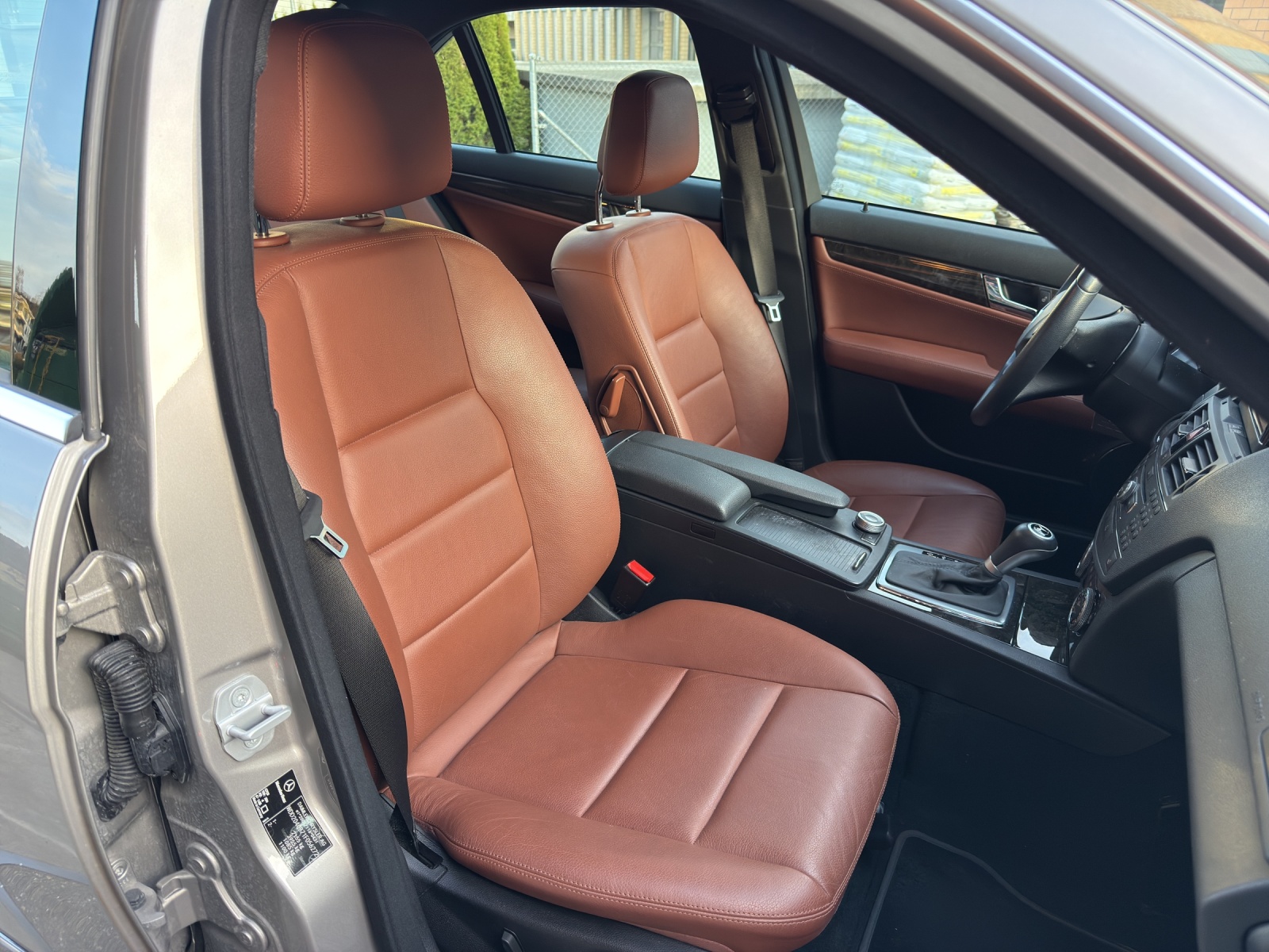 MERCEDES-BENZ C 350 Avantgarde 4Matic *Liebhaberfahrzeug*-image-14