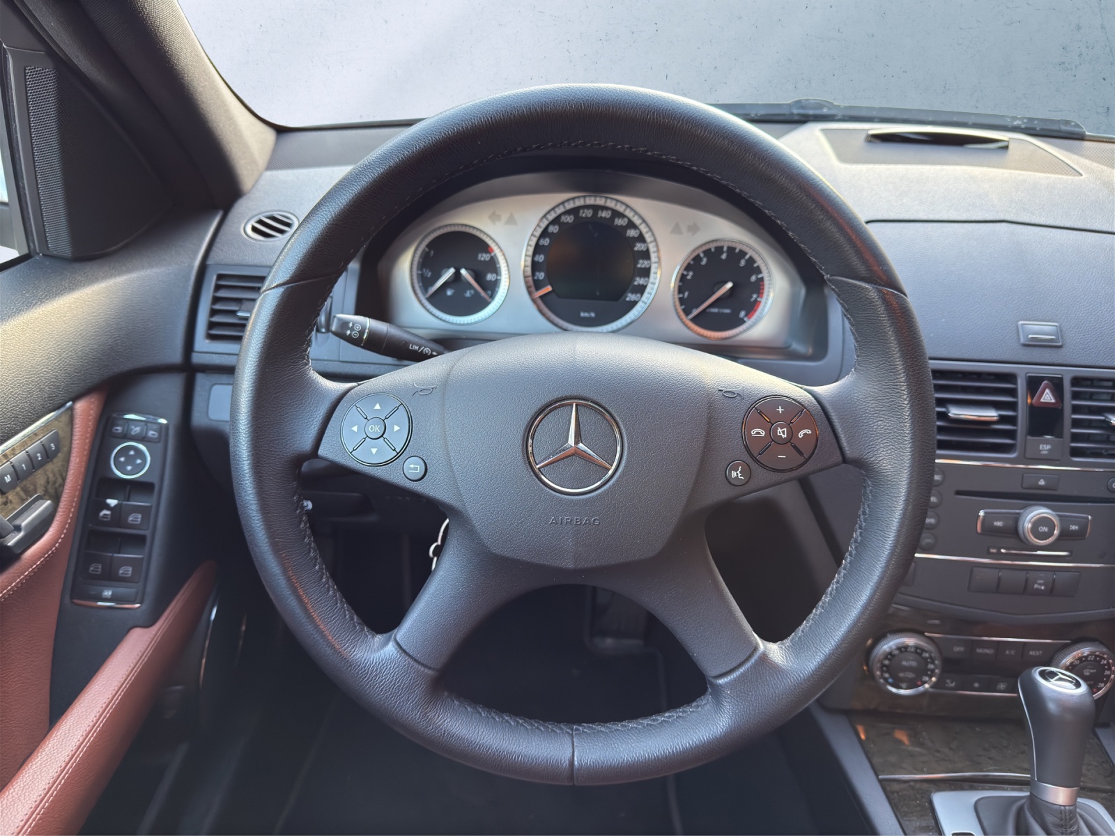 MERCEDES-BENZ C 350 Avantgarde 4Matic *Liebhaberfahrzeug*-image-7