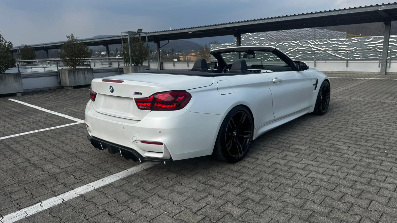 BMW M4 Cabriolet DKG-image-5
