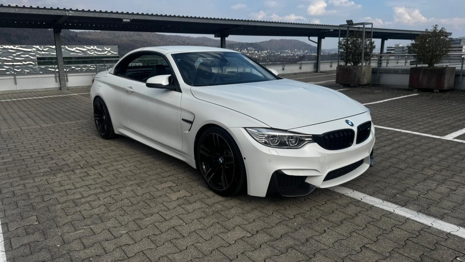 BMW M4 Cabriolet DKG-image-2