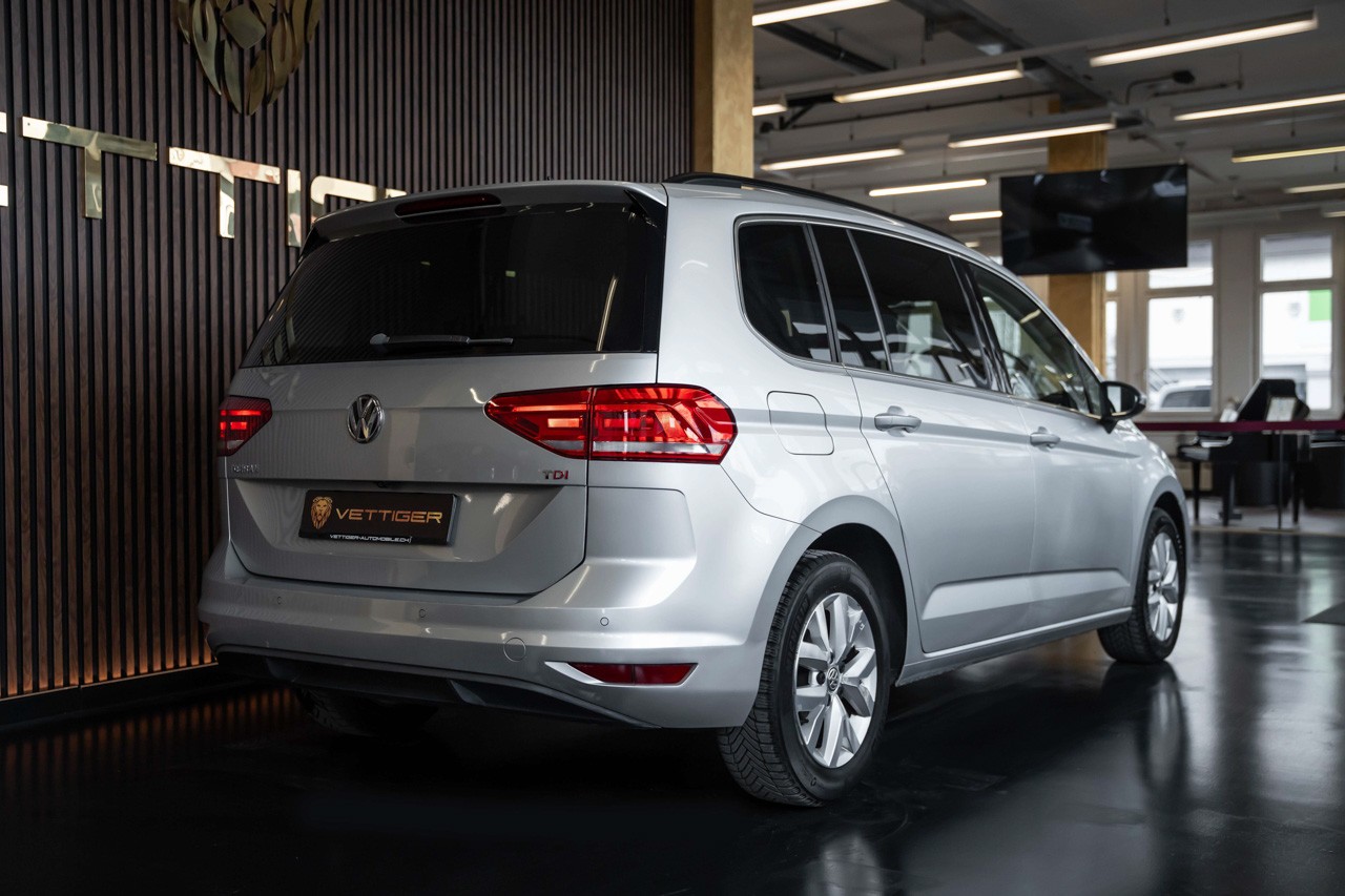 VW Touran 1.6 TDI BlueMotion Technology Comfortline DSG-image-6