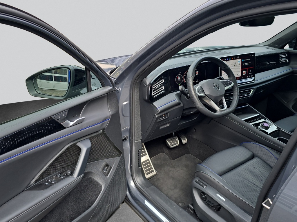 VW Tiguan 2.0 TSI R-Line DSG 4motion-image-23