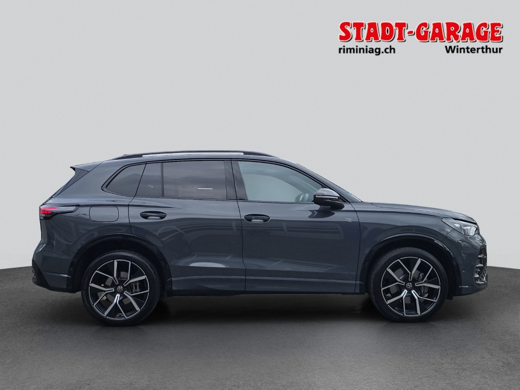 VW Tiguan 2.0 TSI R-Line DSG 4motion-showroom-element-1