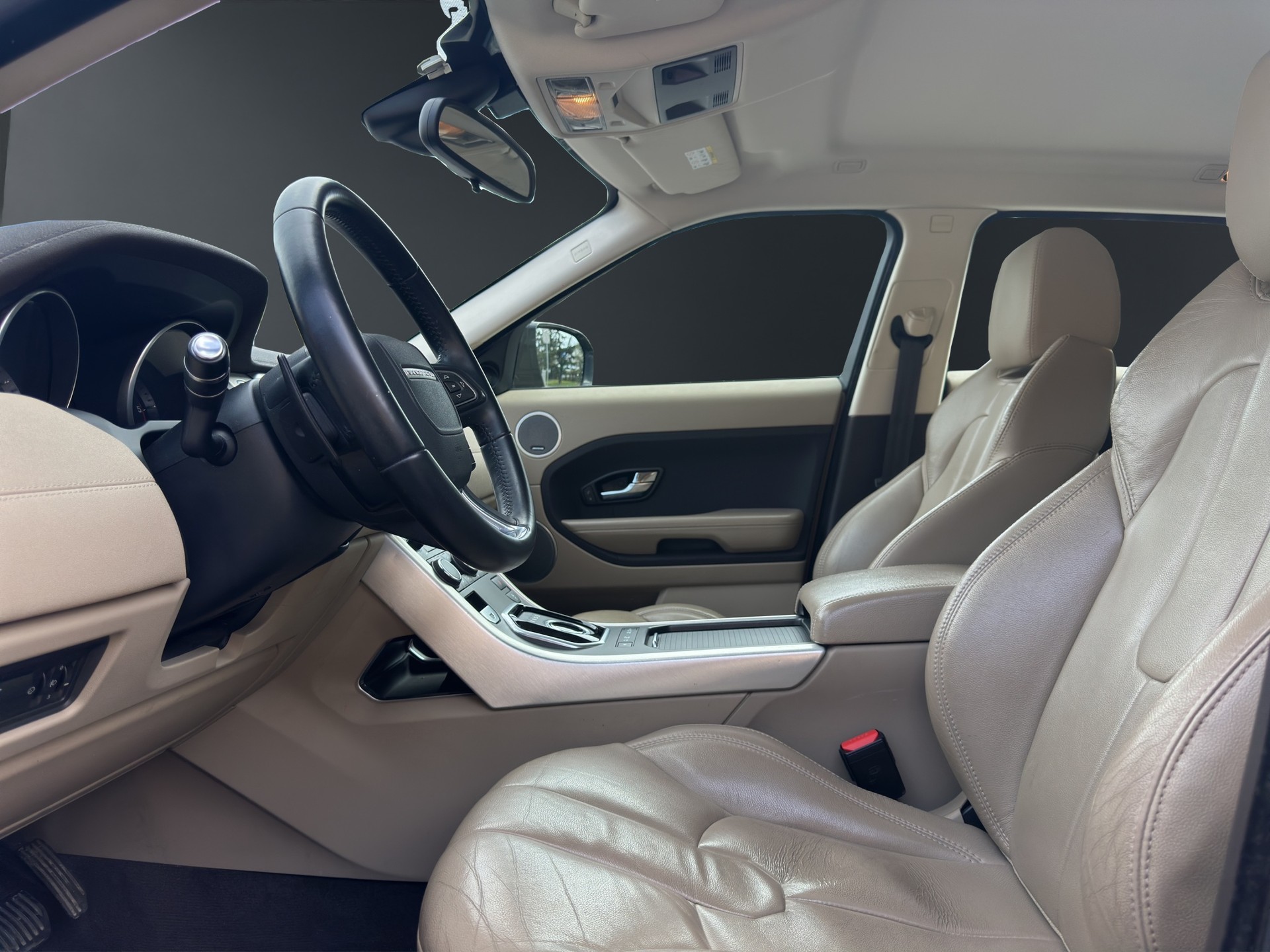 LAND ROVER Range Rover Evoque 2.2 TD4 Dynamic AT6-image-8