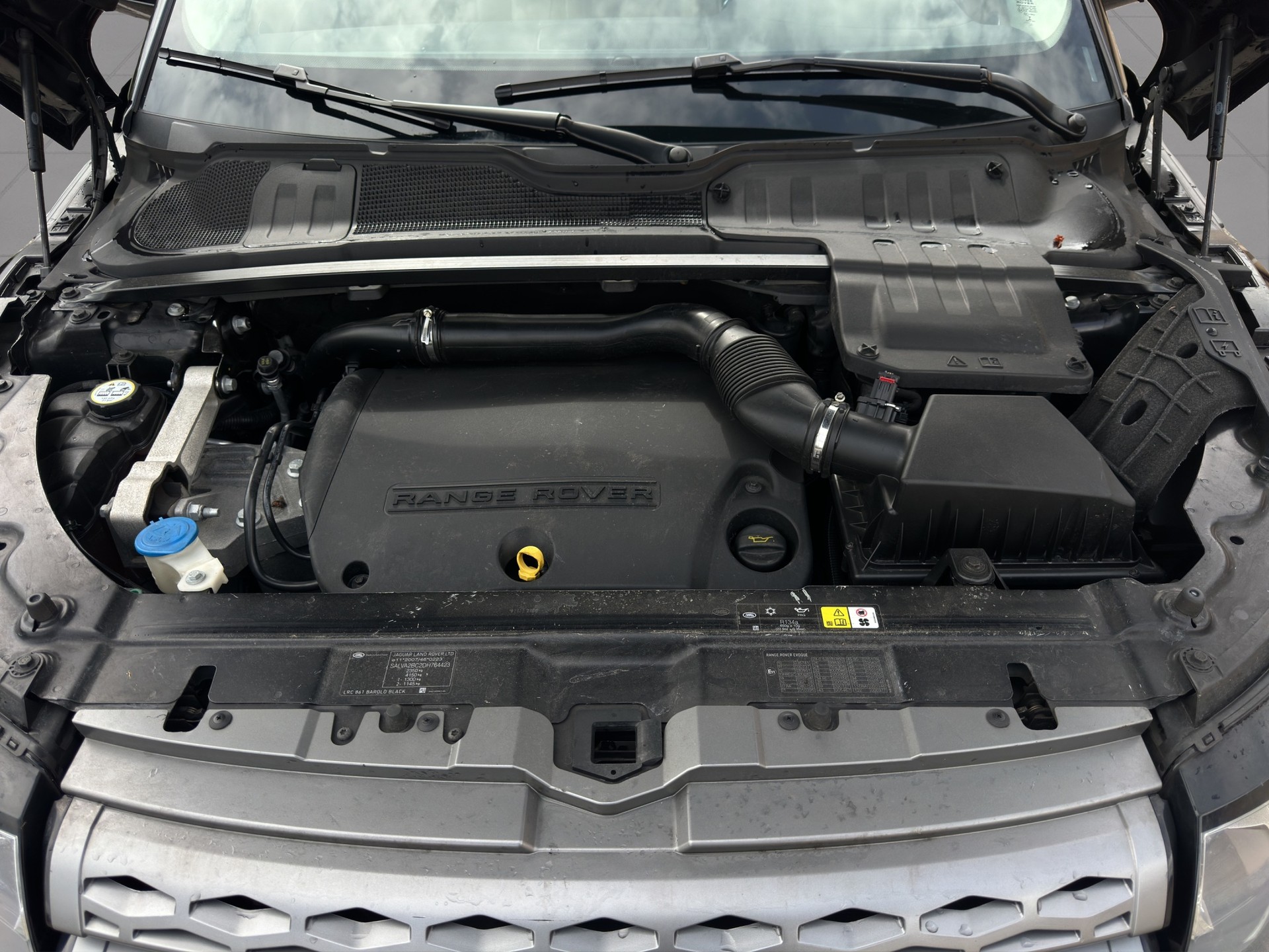 LAND ROVER Range Rover Evoque 2.2 TD4 Dynamic AT6-image-18