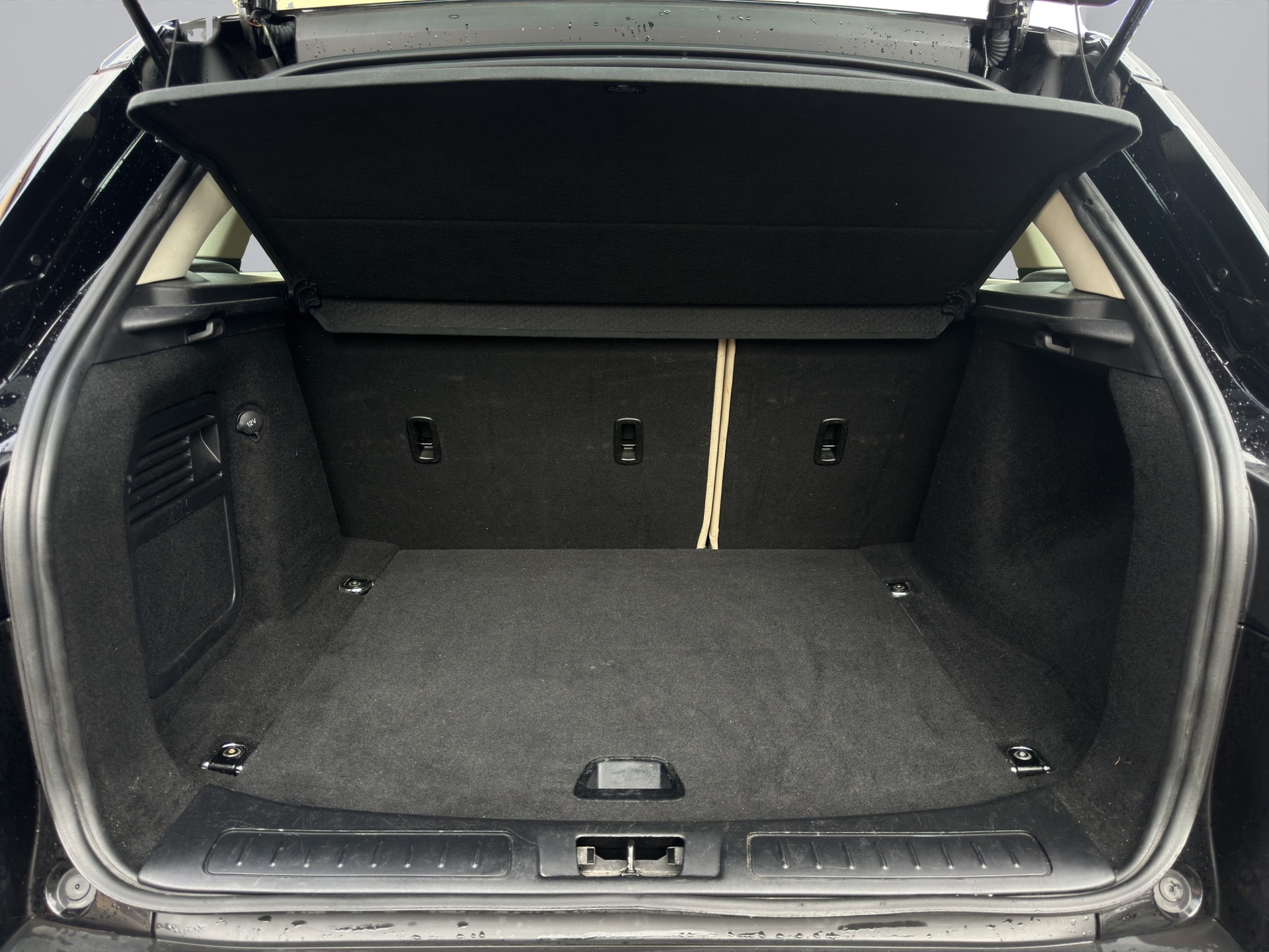LAND ROVER Range Rover Evoque 2.2 TD4 Dynamic AT6-image-17