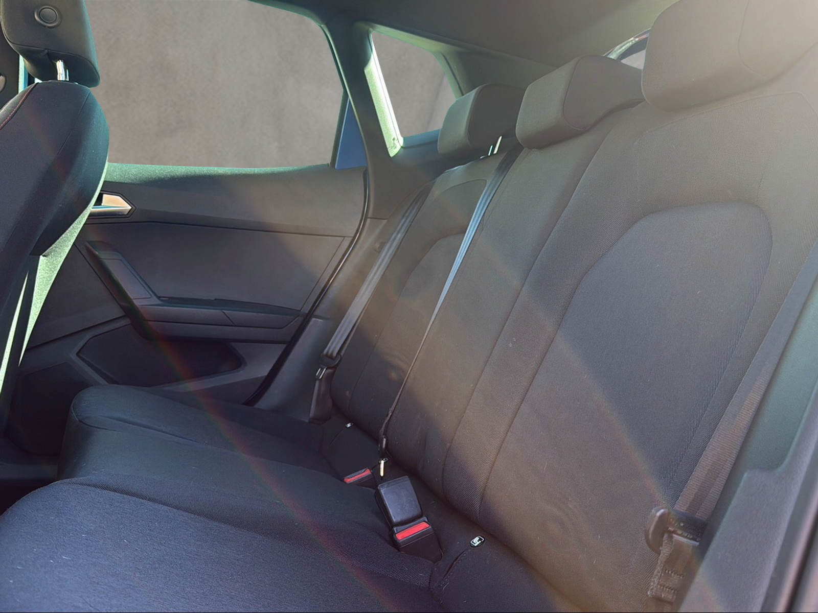 SEAT Arona 1.0 TSI Eco Hola FR DSG-image-11