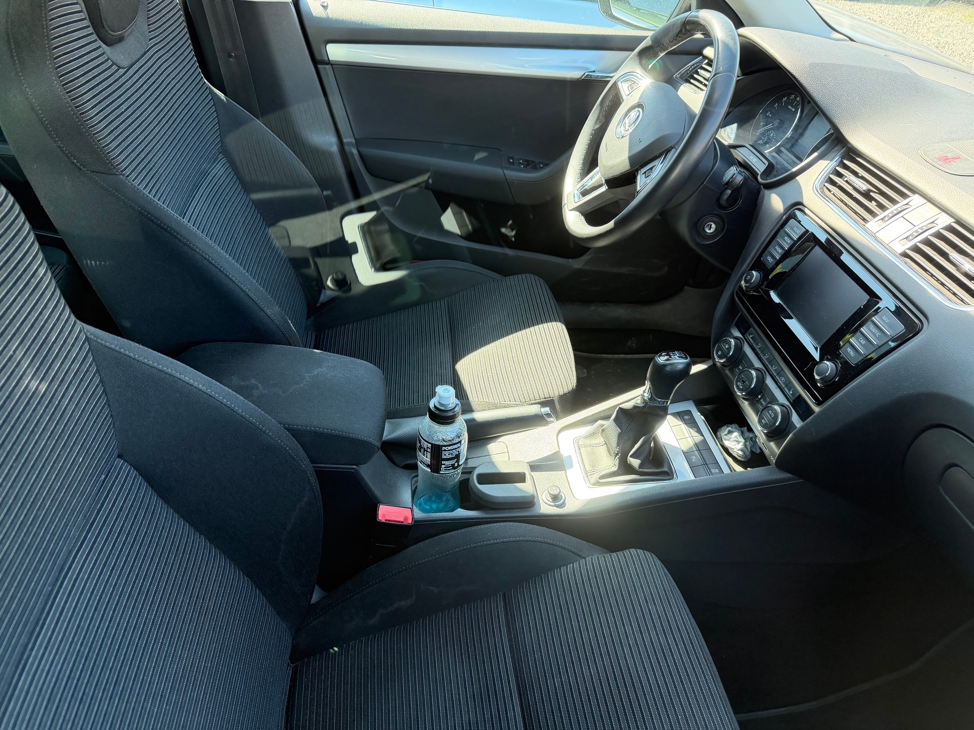 SKODA Octavia Combi 2.0 TDI Ambition 4x4-image-4