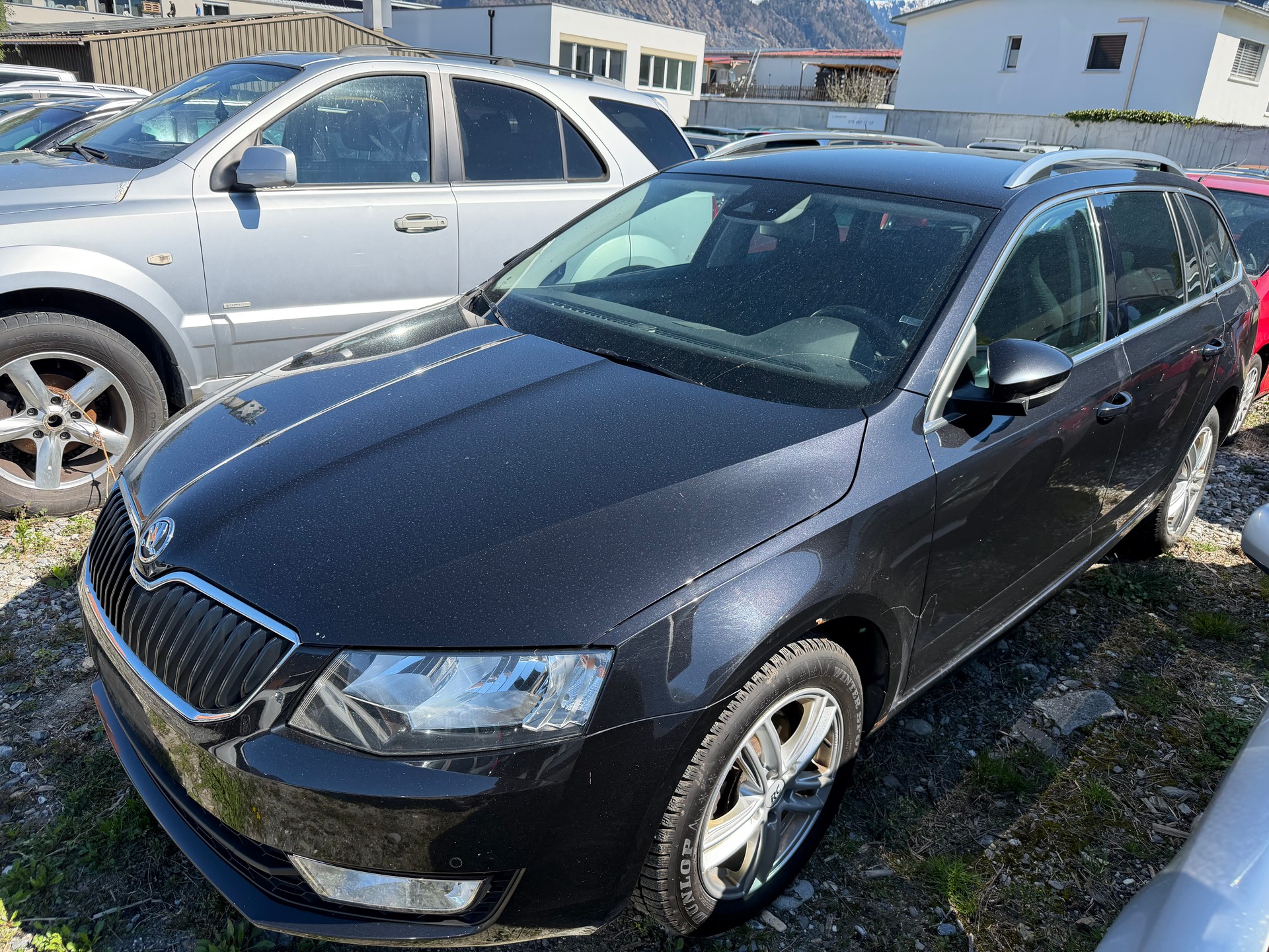 SKODA Octavia Combi 2.0 TDI Ambition 4x4-image-0
