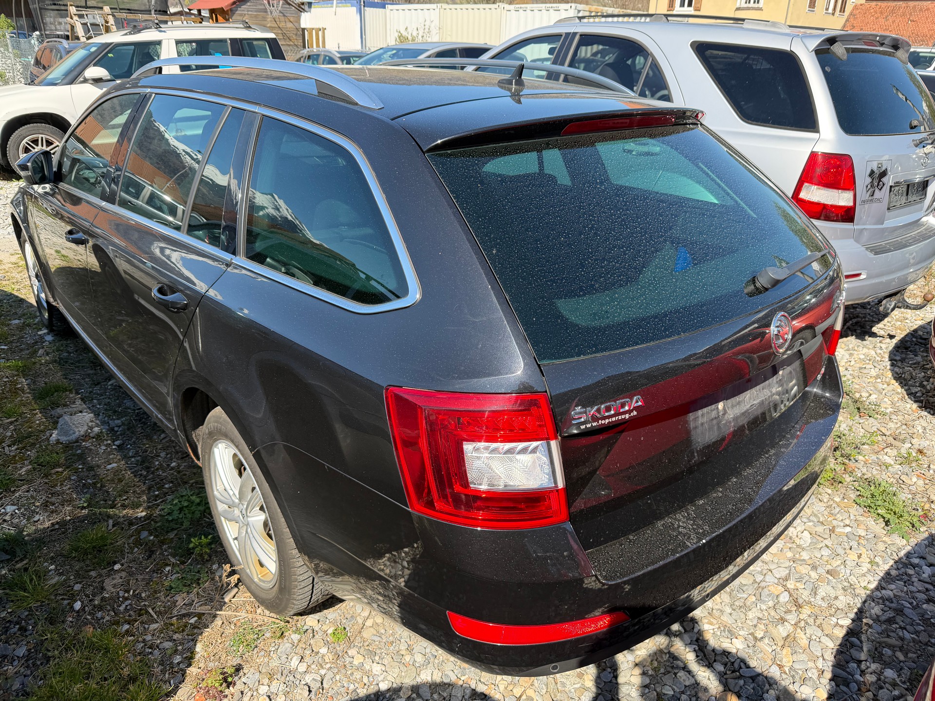 SKODA Octavia Combi 2.0 TDI Ambition 4x4-image-2
