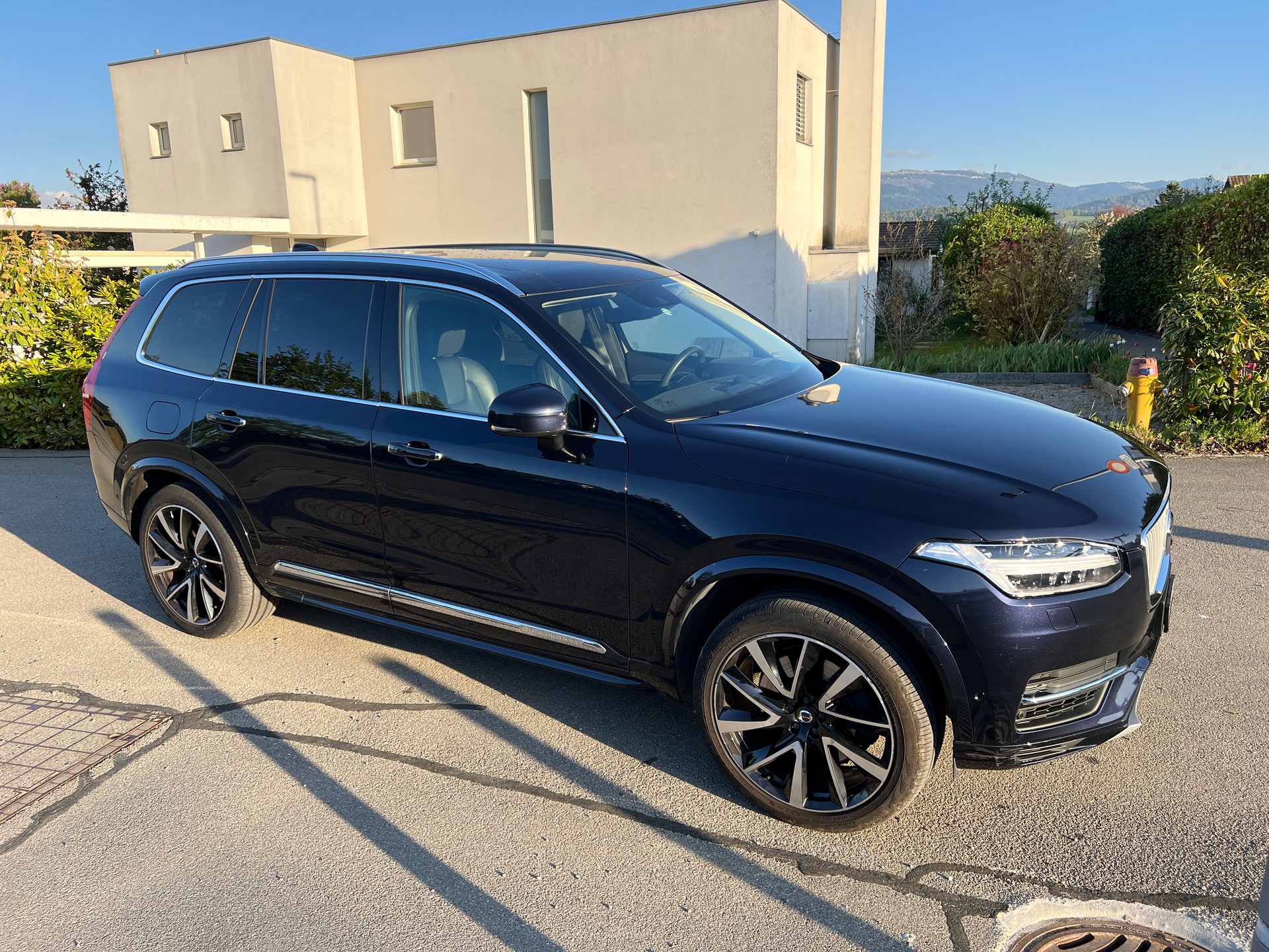VOLVO XC90 T8 eAWD Inscription Geartronic-image-4