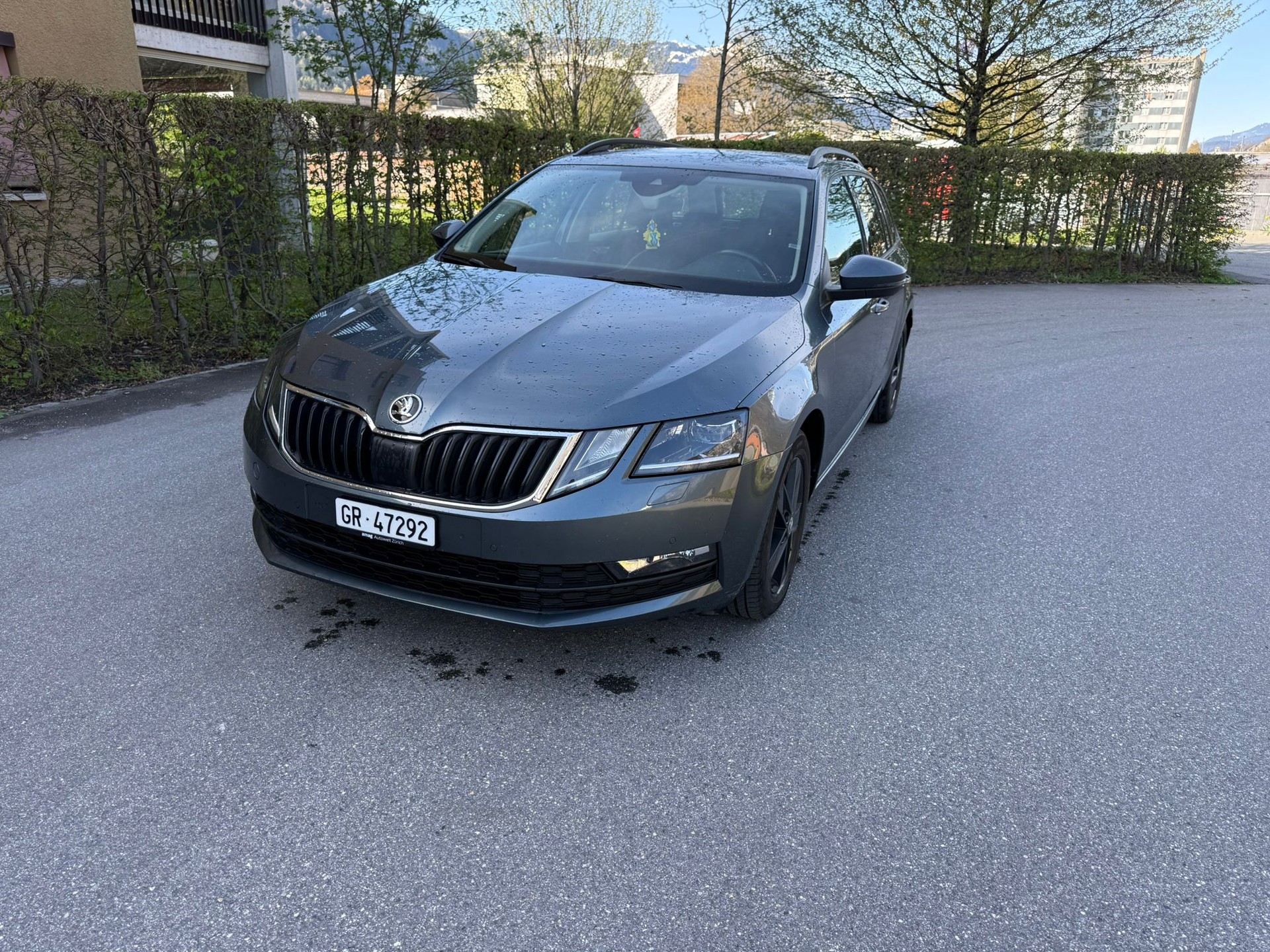 SKODA Octavia Combi 2.0 TDI Ambition 4x4-image-0