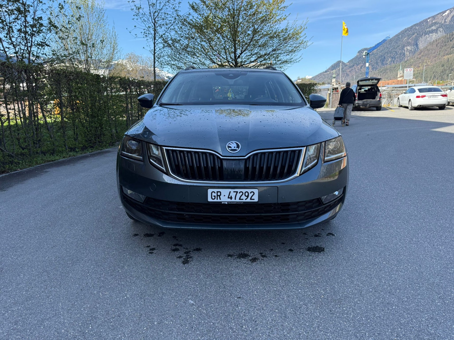 SKODA Octavia Combi 2.0 TDI Ambition 4x4-image-1