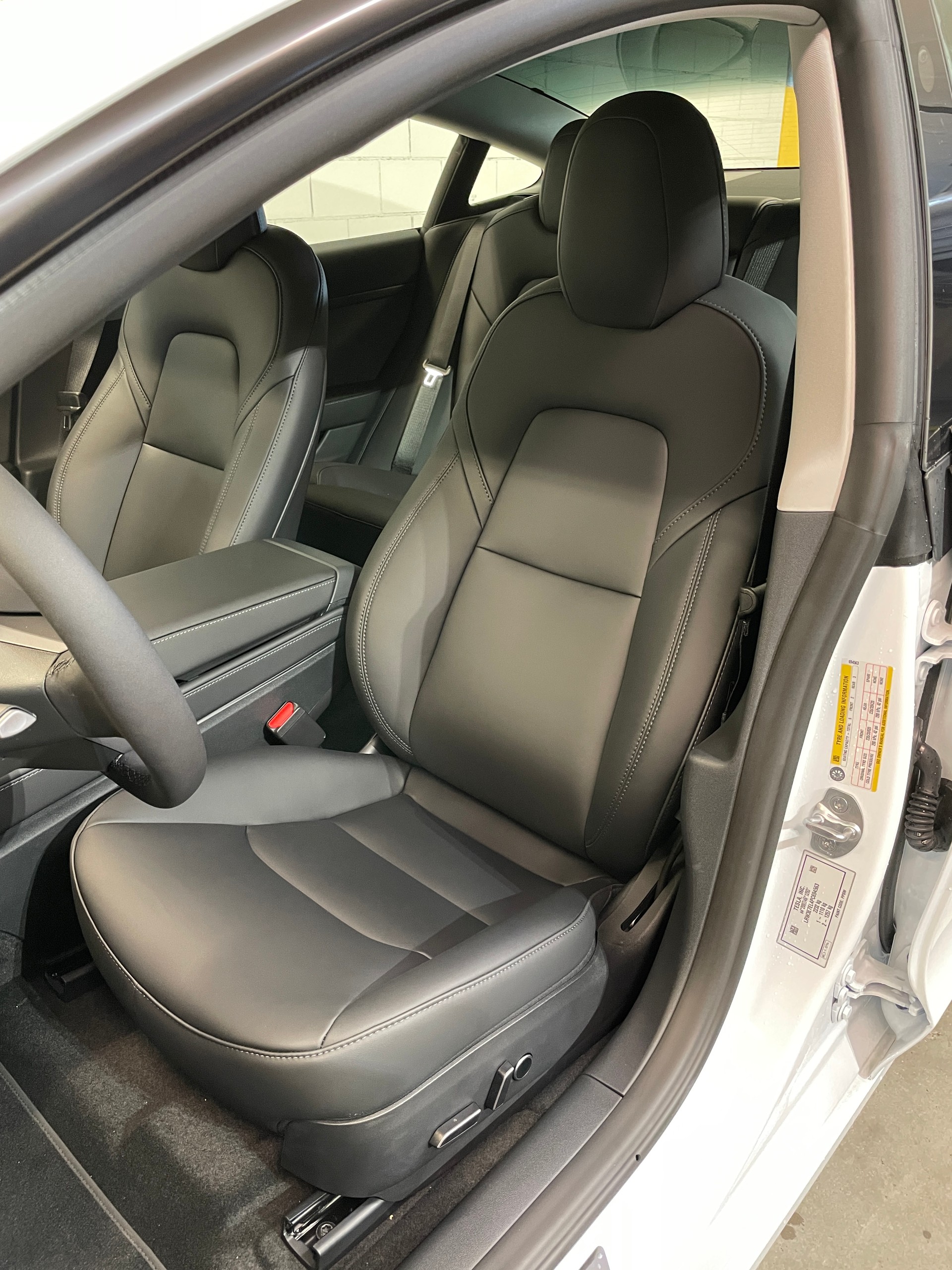 TESLA Model 3 Performance Dual Motor AWD-image-12
