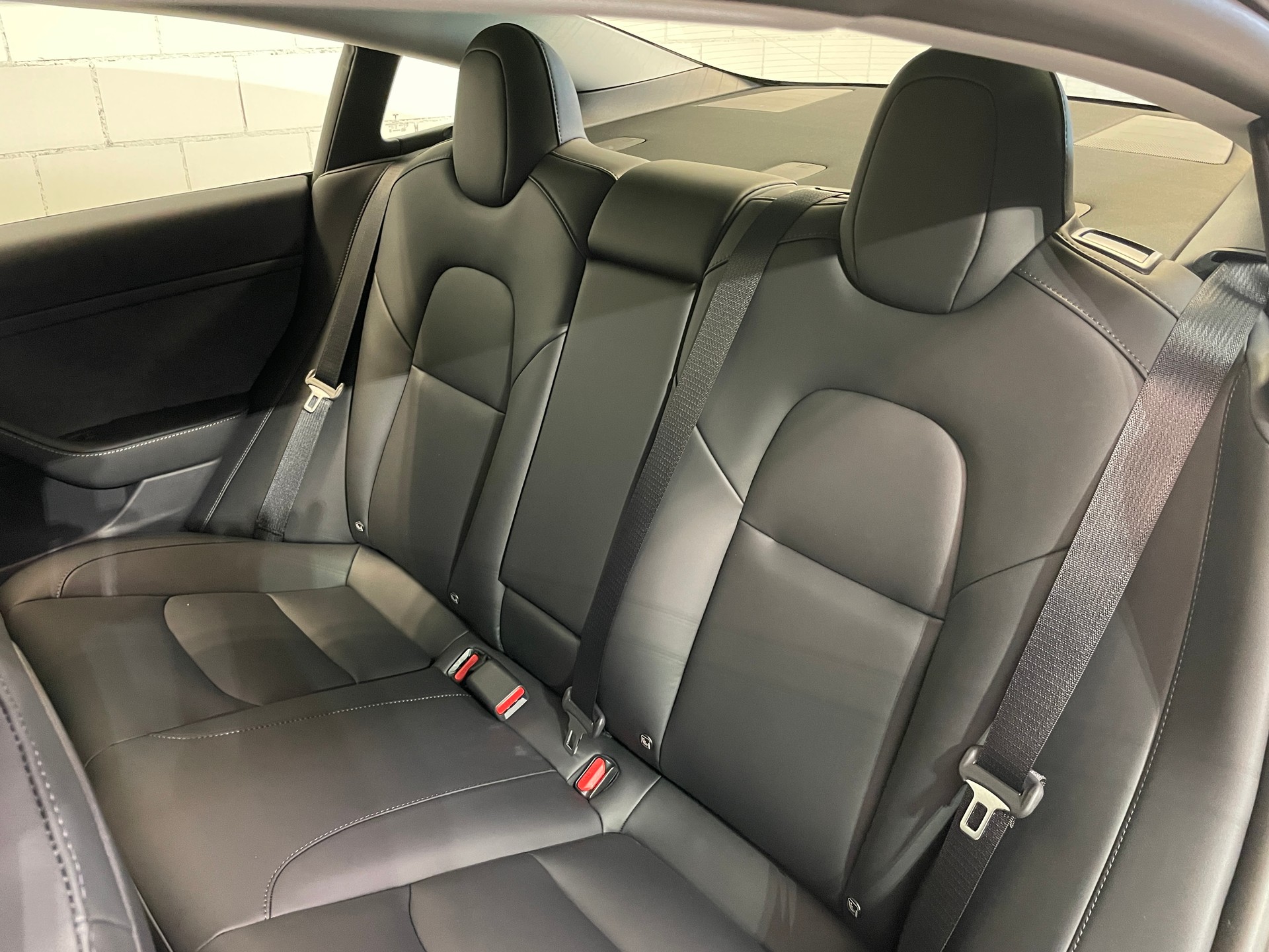 TESLA Model 3 Performance Dual Motor AWD-image-17