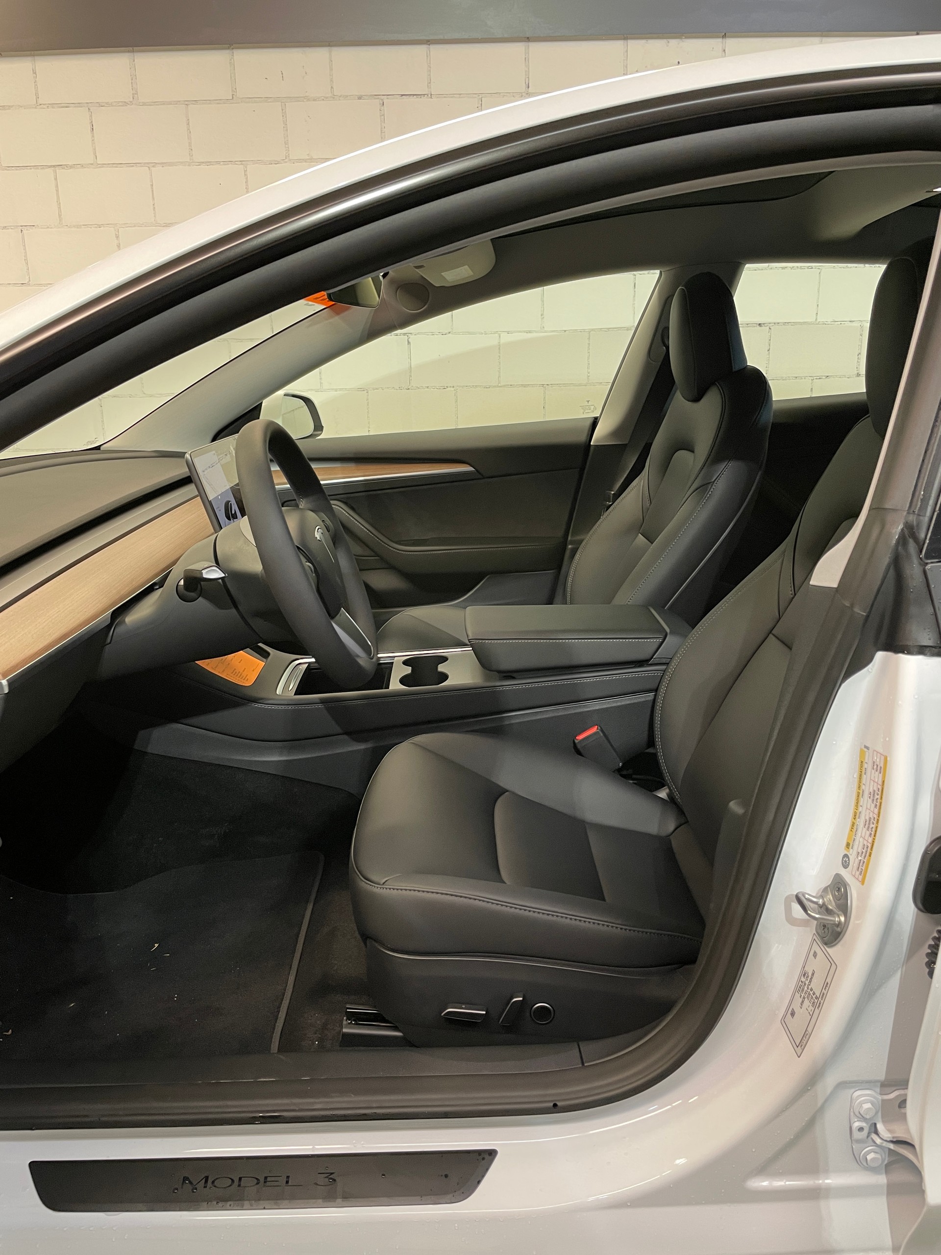 TESLA Model 3 Performance Dual Motor AWD-image-11