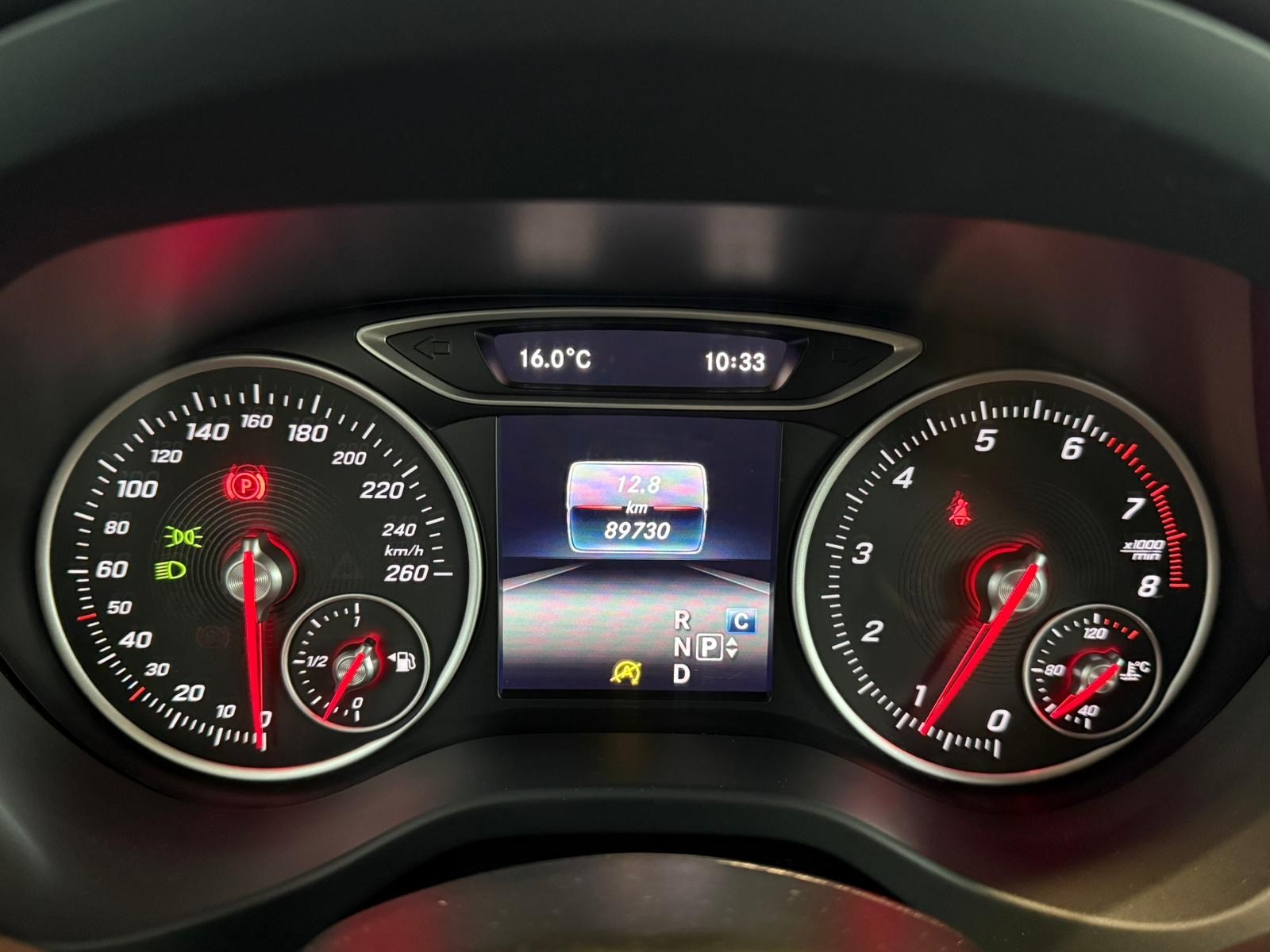 MERCEDES-BENZ A 180 Night Star 7G-DCT-image-13