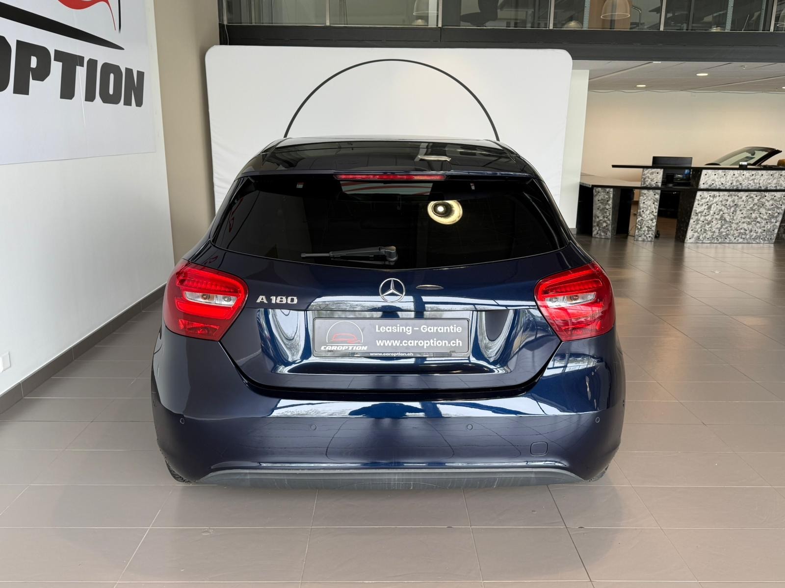 MERCEDES-BENZ A 180 Night Star 7G-DCT-image-8