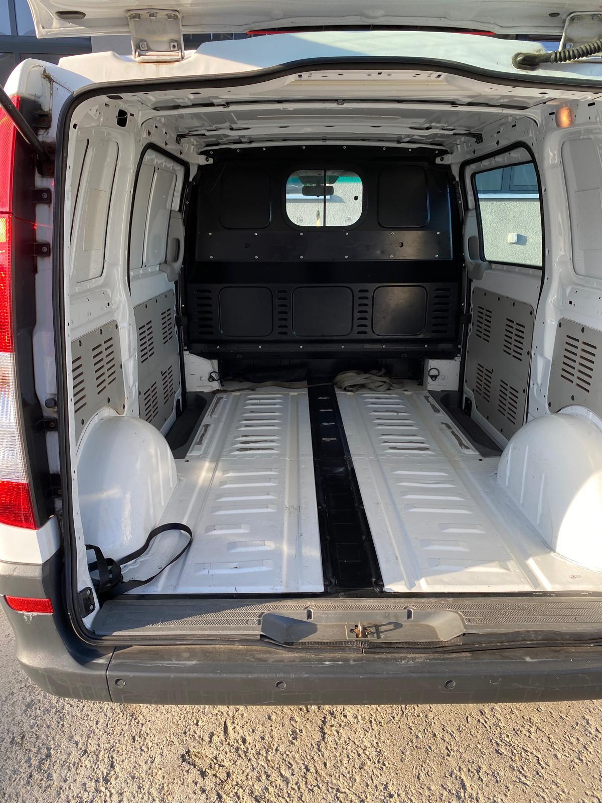 MERCEDES-BENZ Vito 111 CDI-image-6