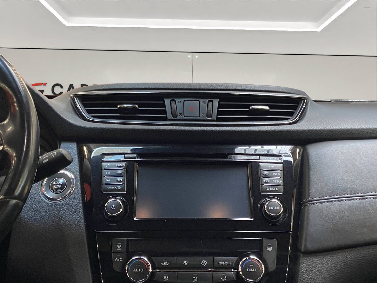 NISSAN X-Trail 2.0 dCi Tekna 4x4-image-7