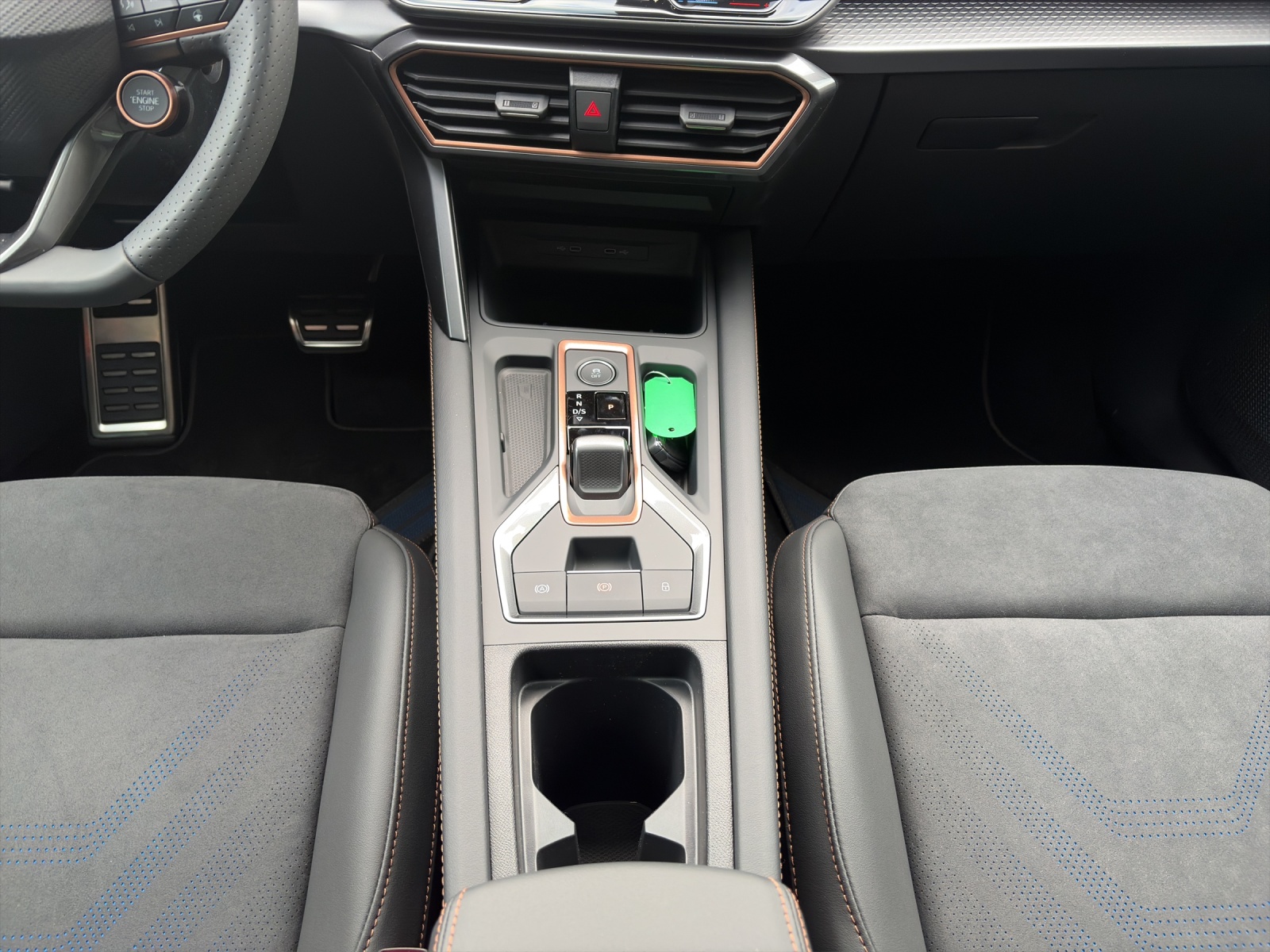 CUPRA Formentor 1.5 e-HYBRID pHEV Prime Edition DSG-image-12