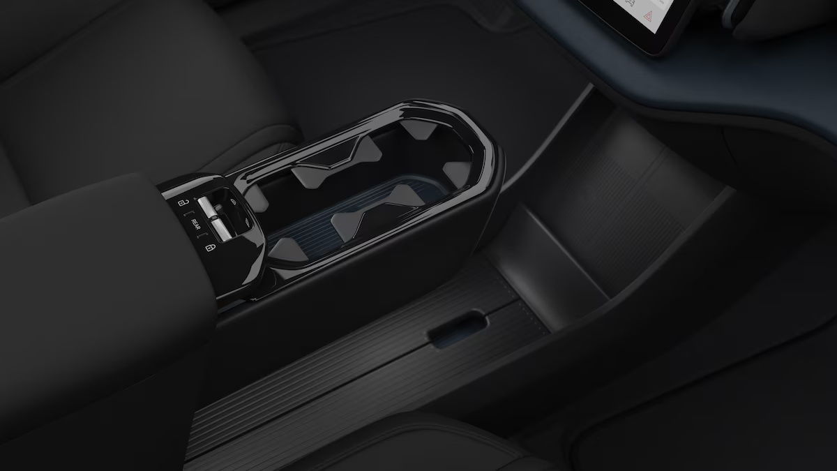 VOLVO EX30 CC E60 Twin Performance AWD-image-11