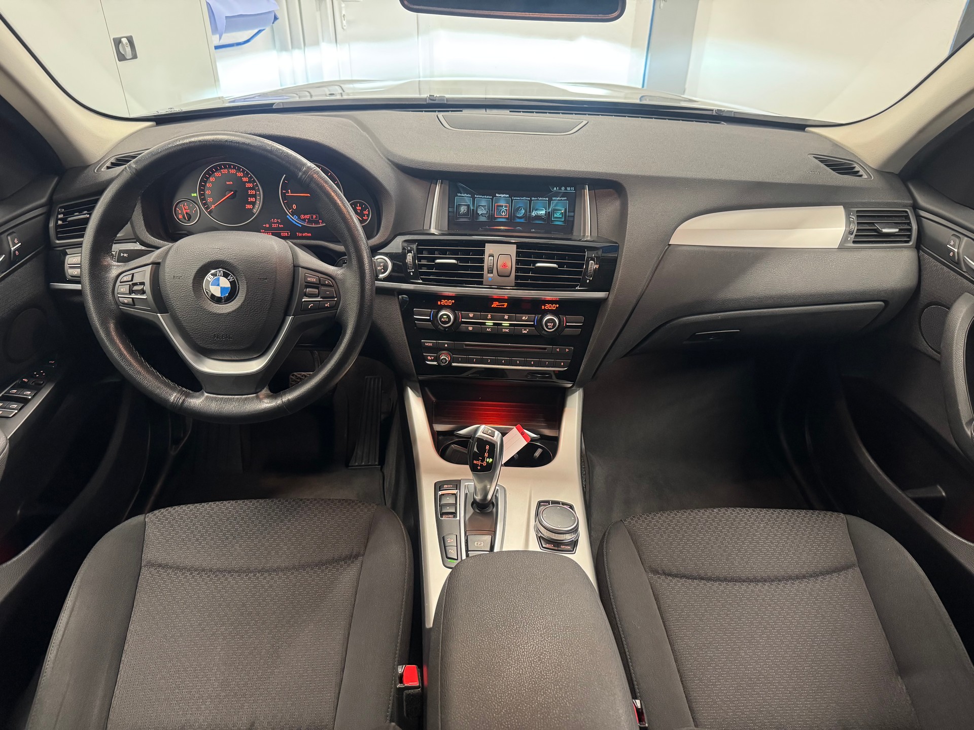 BMW X3 xDrive 20d Steptronic-image-9