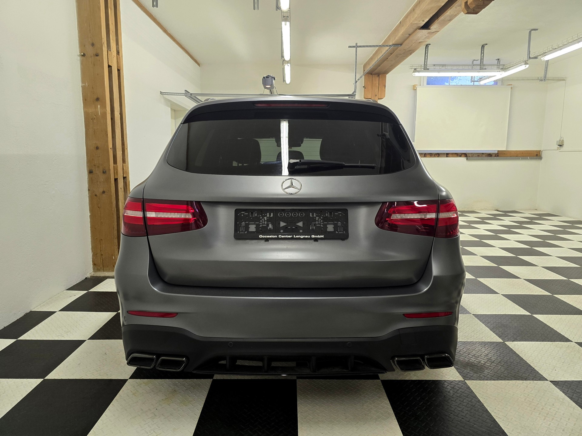 MERCEDES-BENZ GLC 250 d AMG Line 4Matic 9G-Tronic-image-5