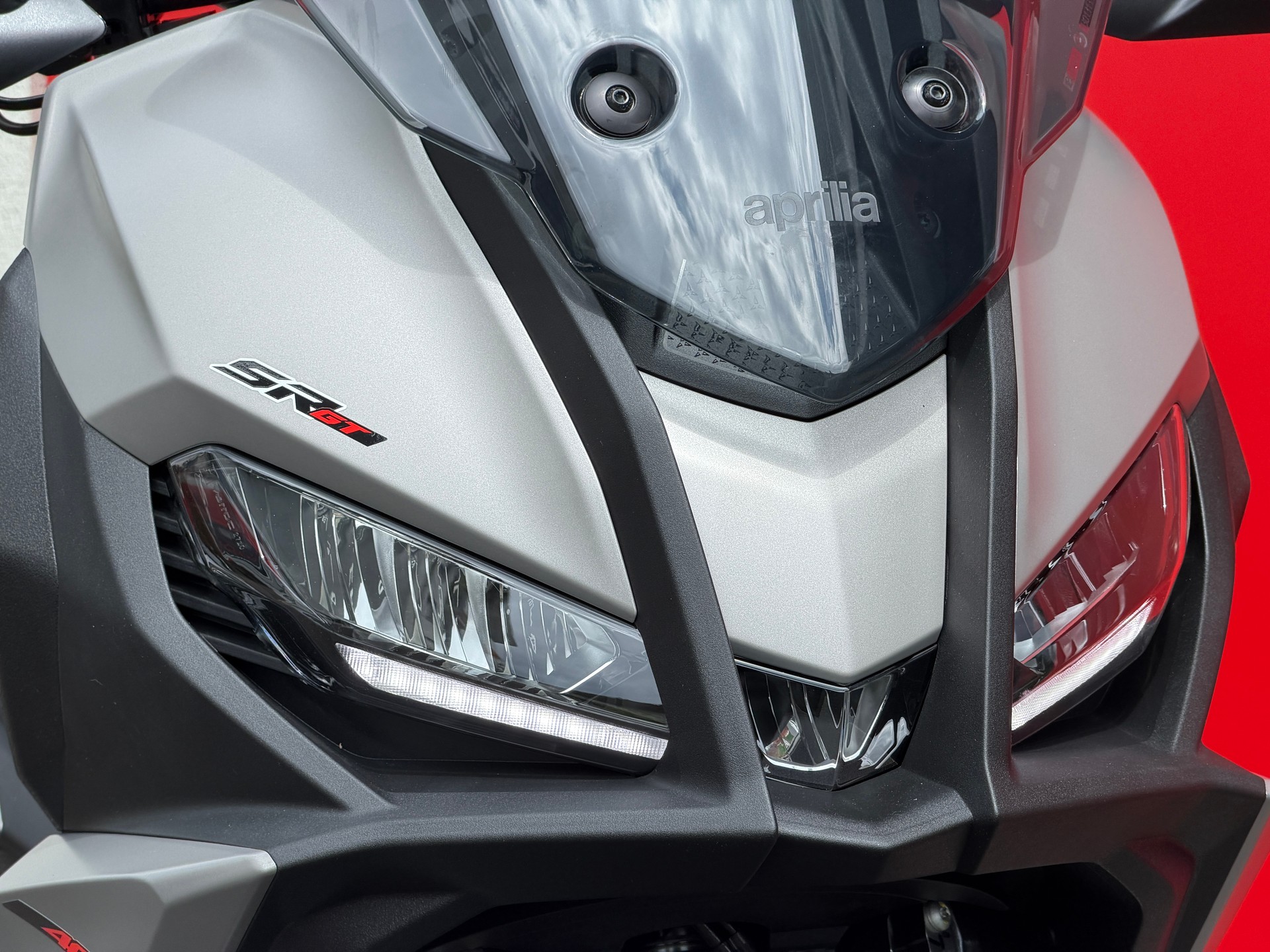 APRILIA SR 400 GT-image-4
