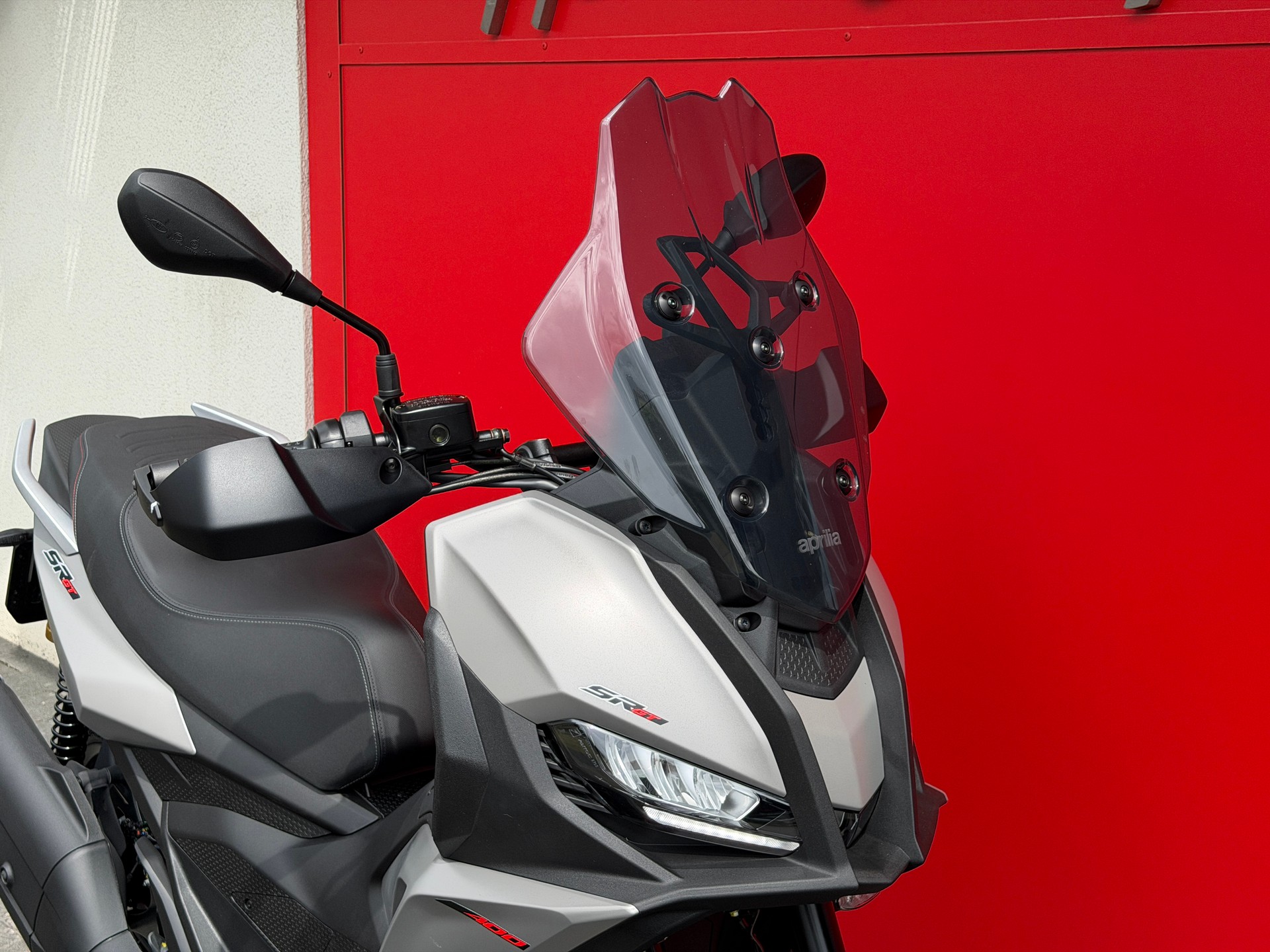 APRILIA SR 400 GT-image-6