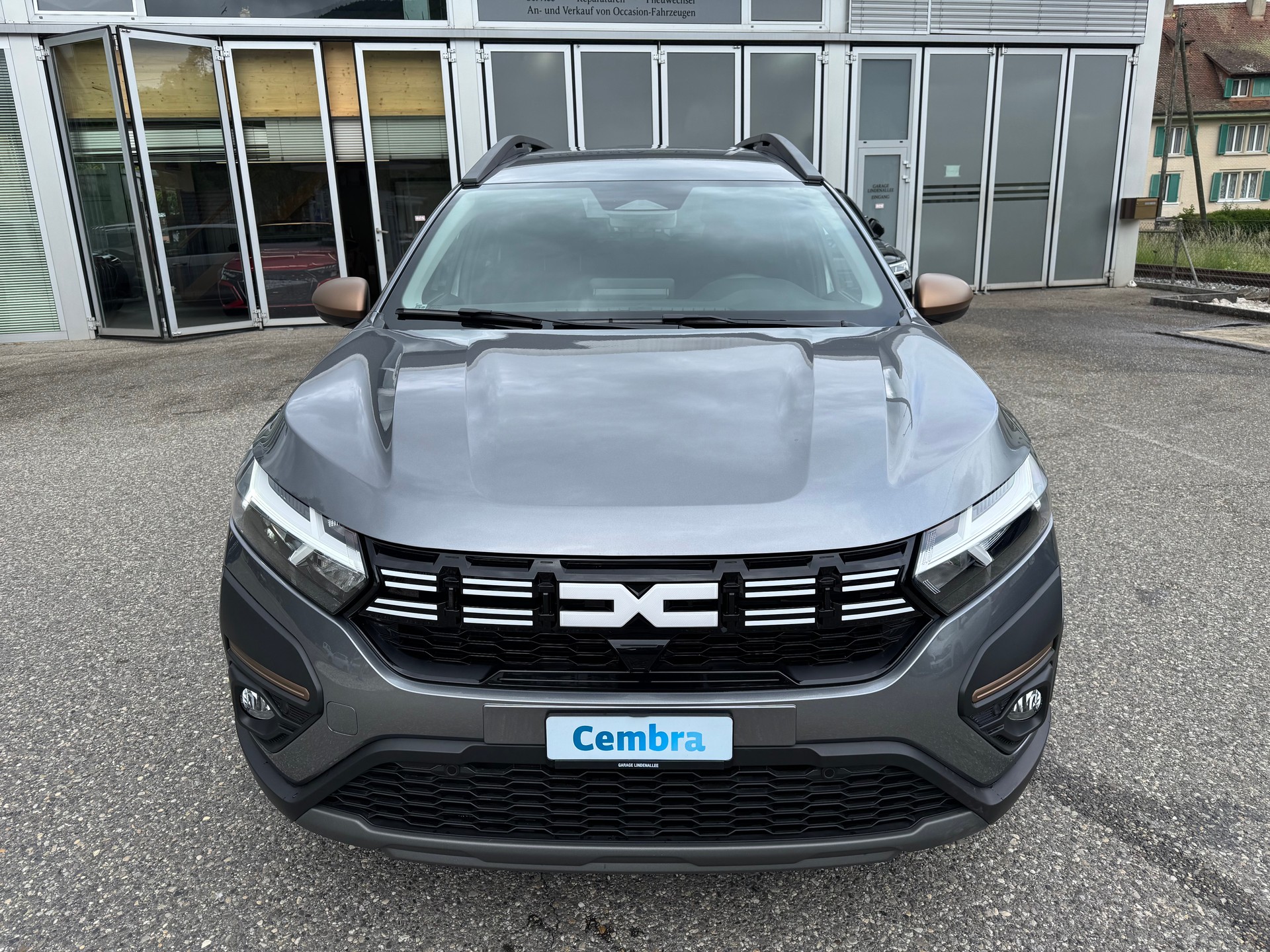 DACIA Jogger HEV 140 Extreme+-image-3