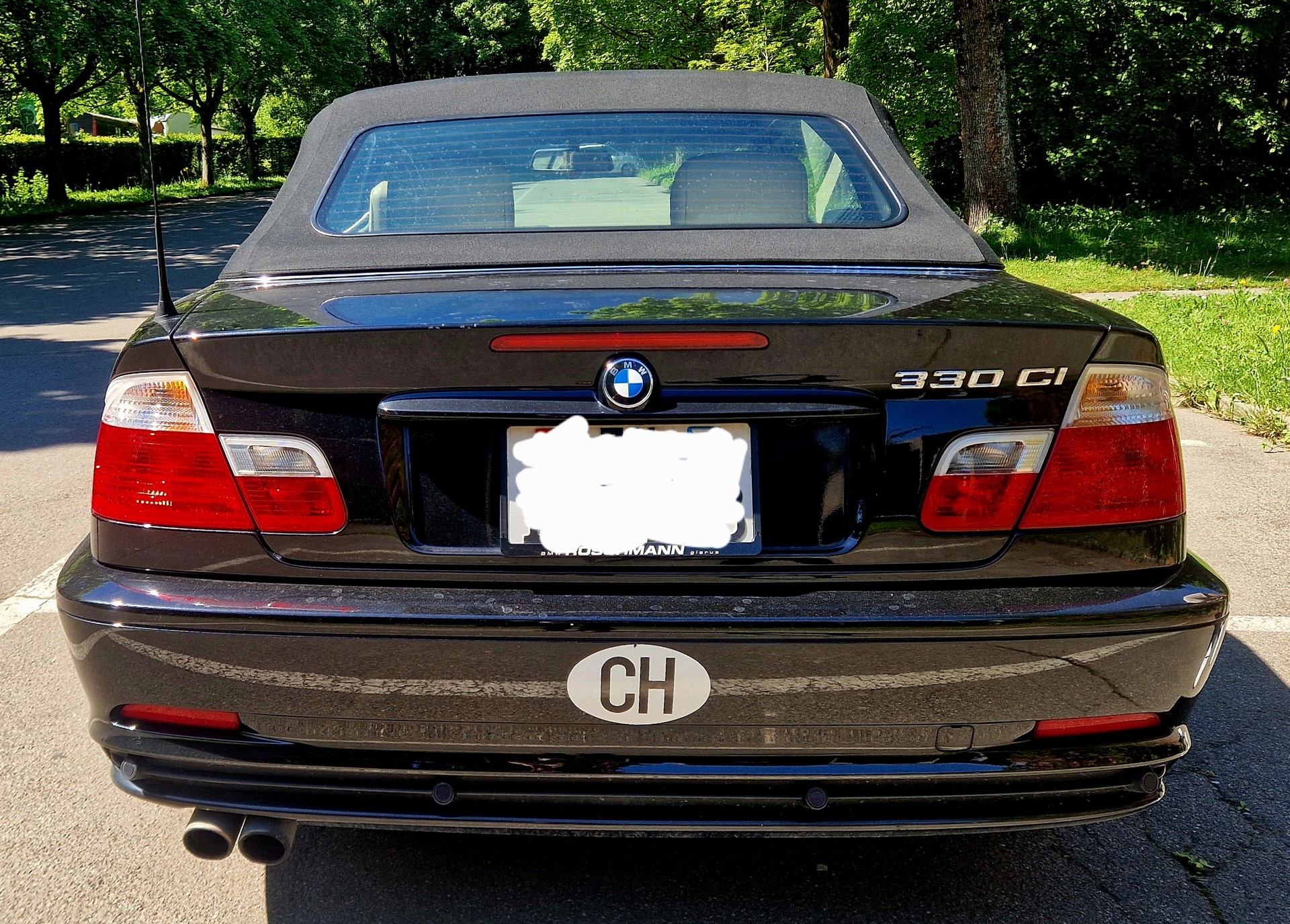 BMW 330Ci-image-3