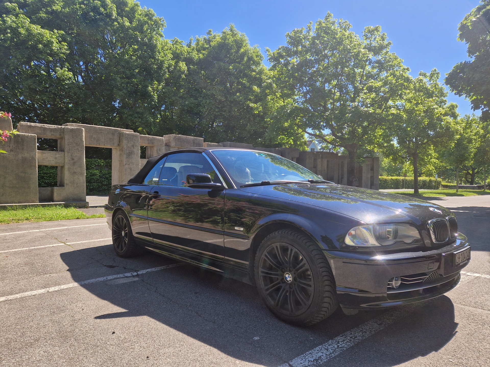 BMW 330Ci-image-0