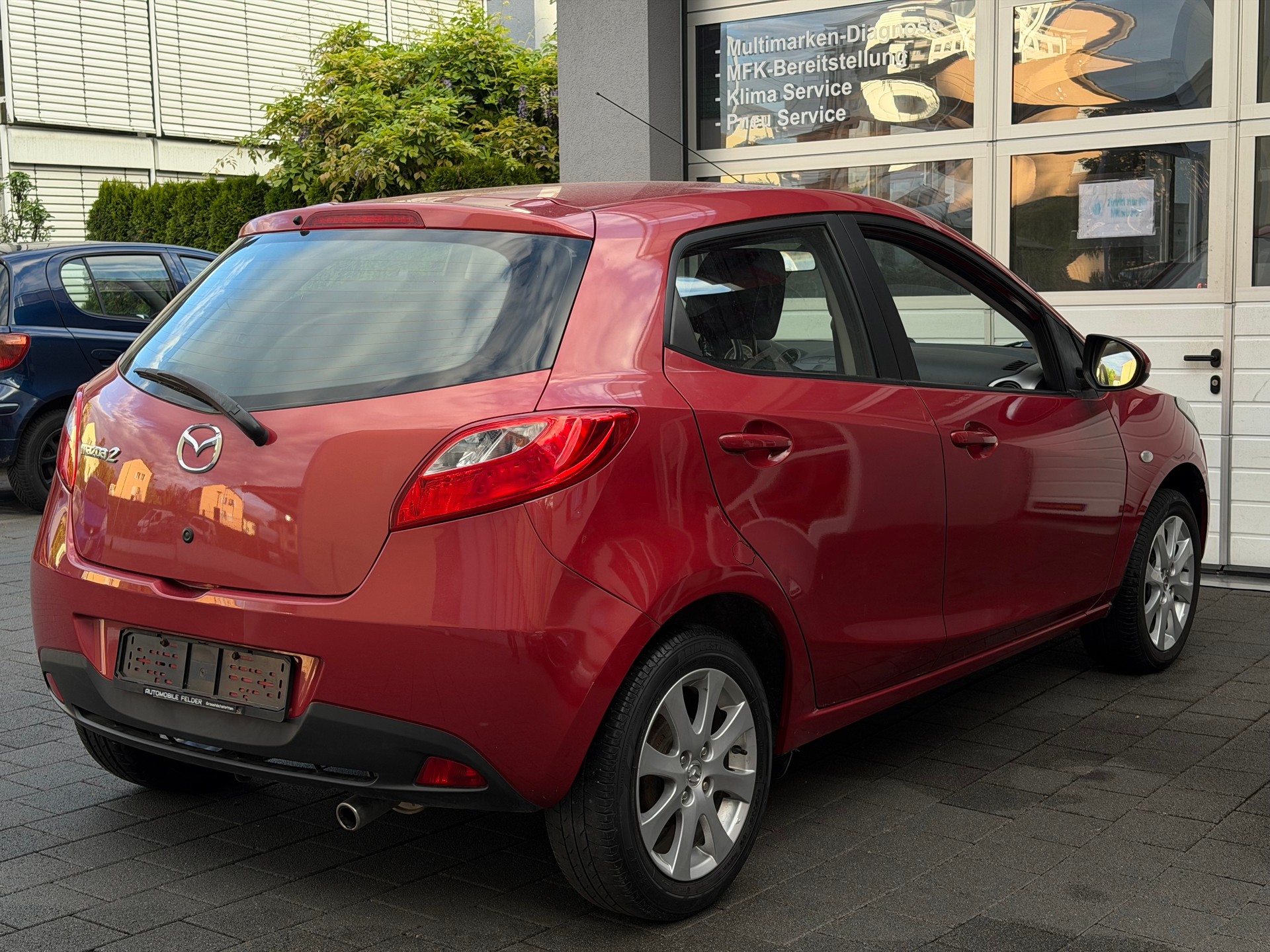 MAZDA 2 1.3i 16V Exclusive*Ab MFK&Service*8-Fach Räder* Neue Pneu* Stadtflitzer*-image-6