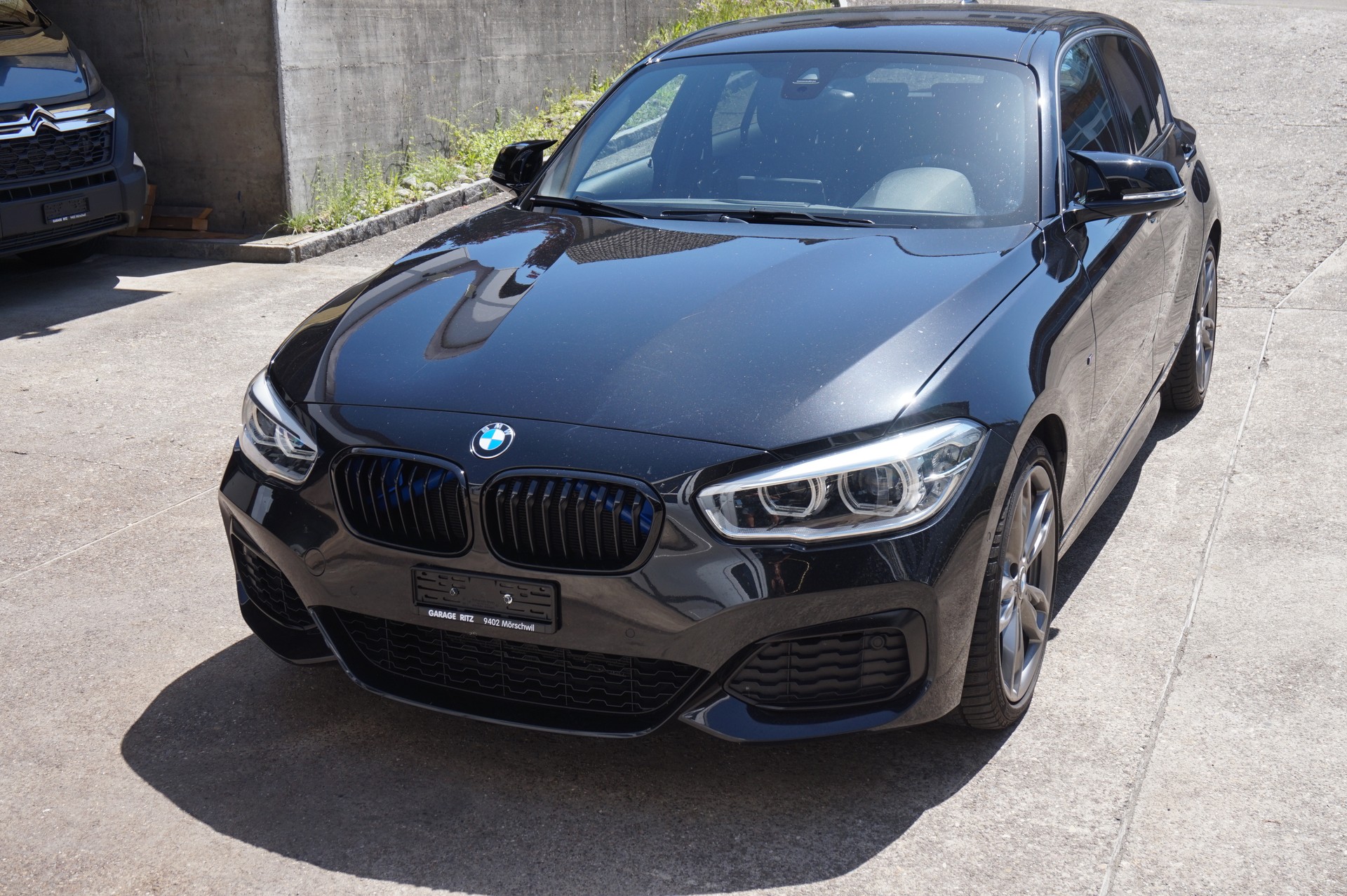 BMW M140i xDrive Steptronic-image-1
