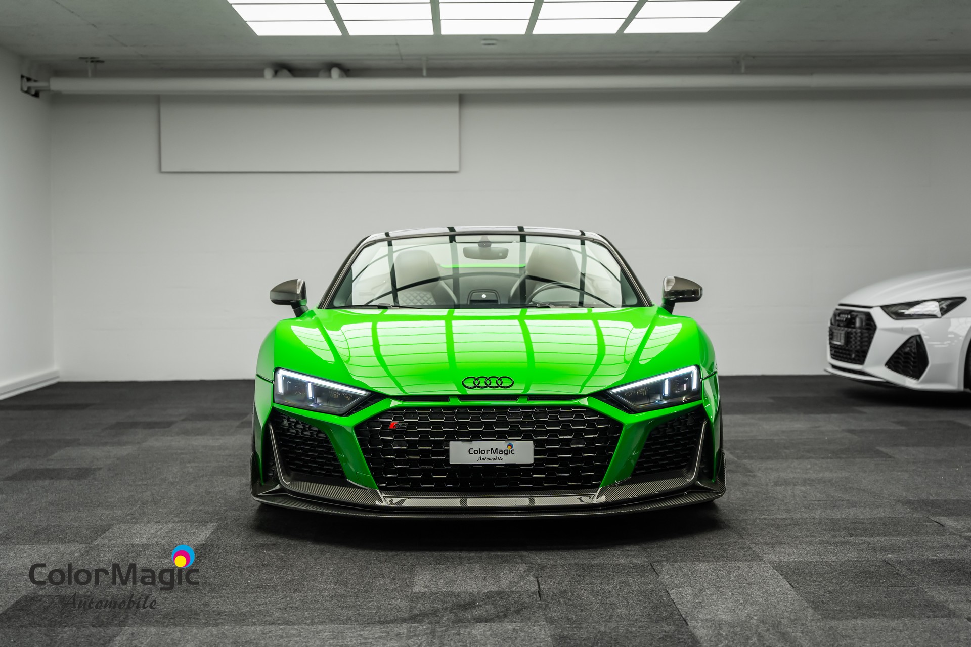 AUDI AUDI * R8 SPYDER 5.2 QUATTRO * EINZELSTÜCK IN AUDI EXCLUSIVE MICROMMATAGRÜN & CARBON INNEN & AUSSEN * LEASING AB 720.- *-image-7