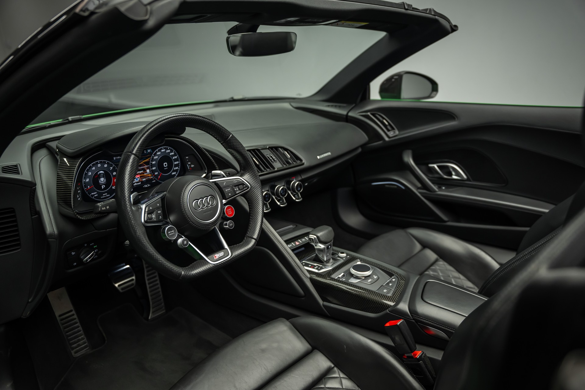 AUDI AUDI * R8 SPYDER 5.2 QUATTRO * EINZELSTÜCK IN AUDI EXCLUSIVE MICROMMATAGRÜN & CARBON INNEN & AUSSEN * LEASING AB 720.- *-image-13