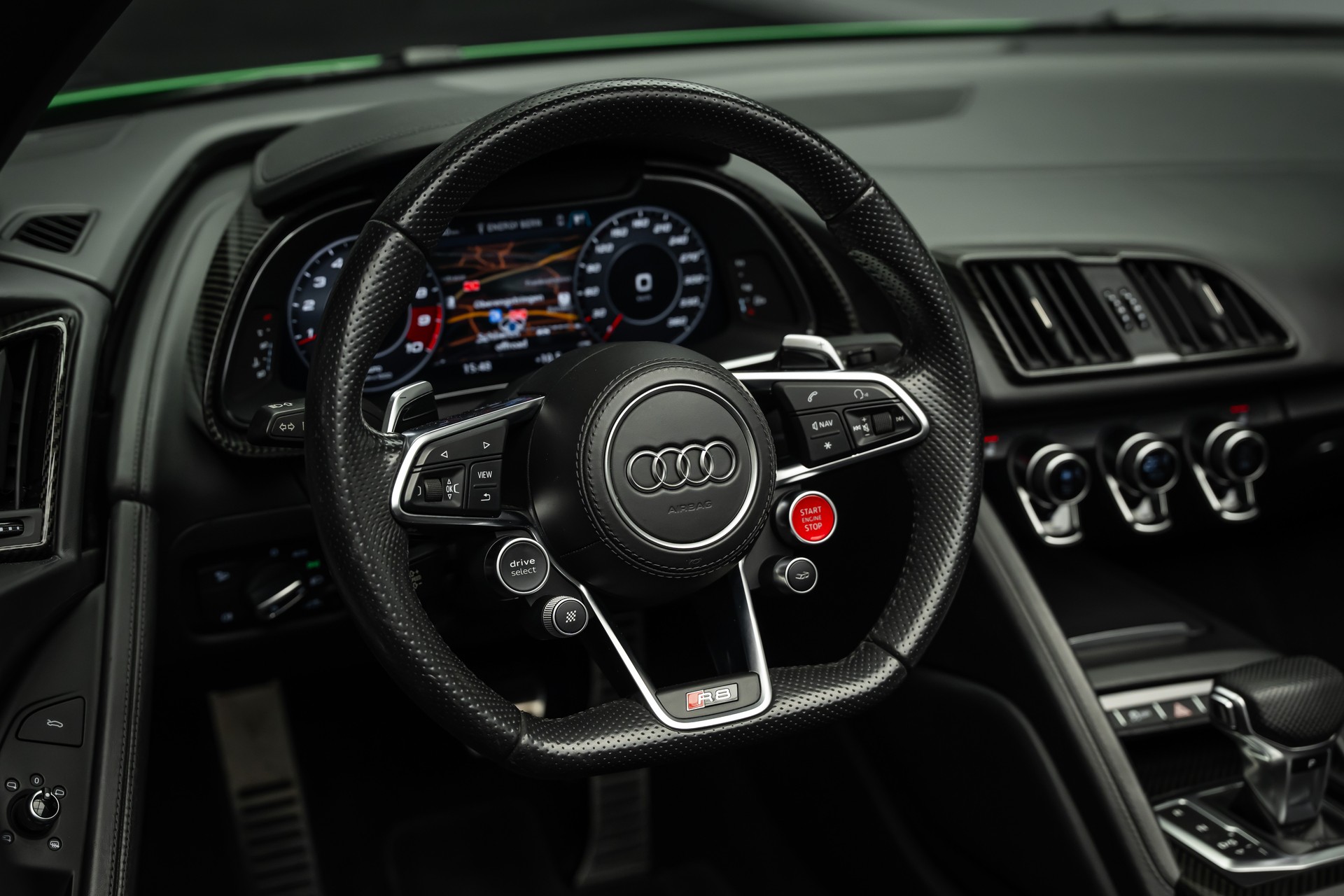 AUDI AUDI * R8 SPYDER 5.2 QUATTRO * EINZELSTÜCK IN AUDI EXCLUSIVE MICROMMATAGRÜN & CARBON INNEN & AUSSEN * LEASING AB 720.- *-image-21