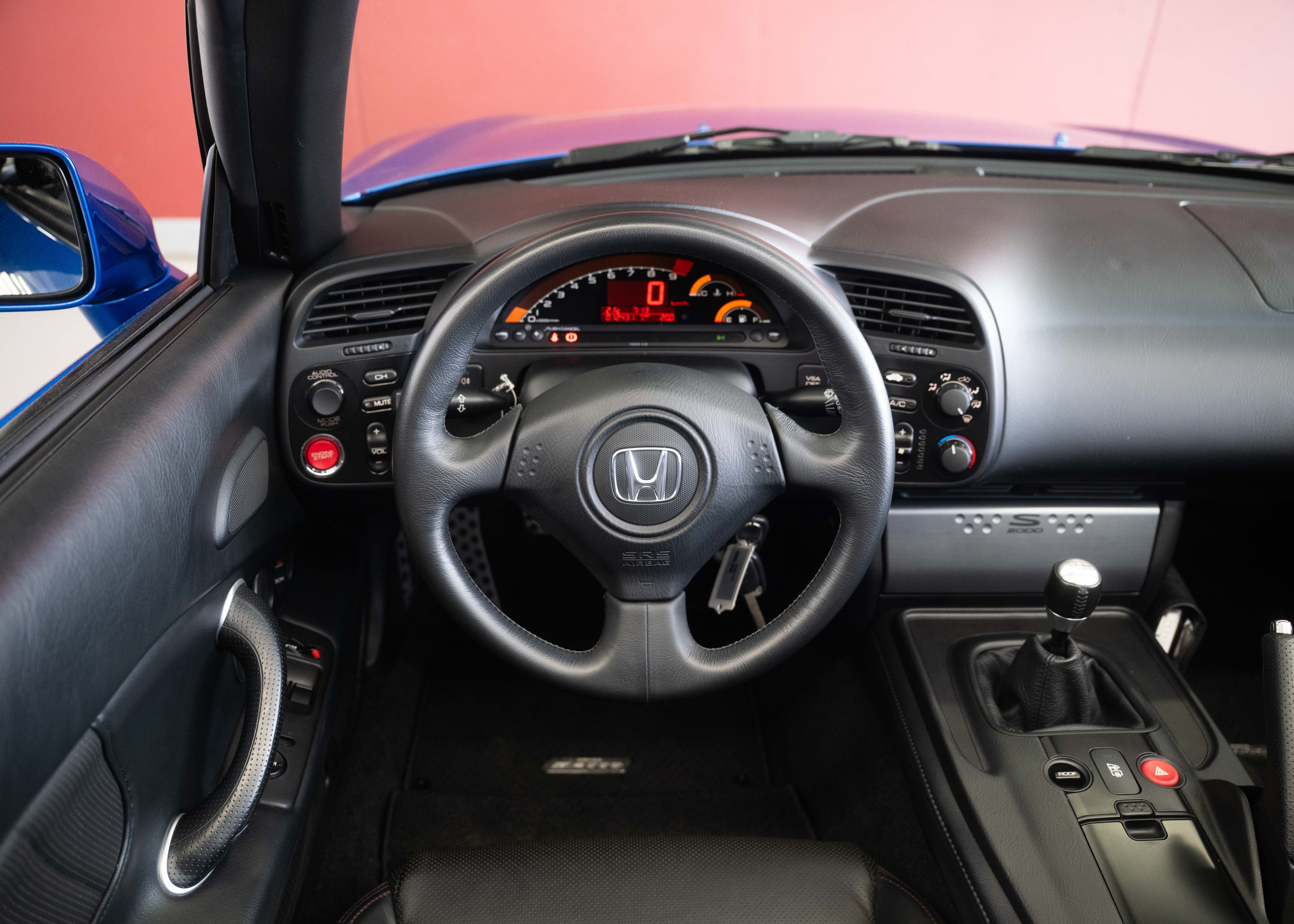 Image HONDA S2000 S2000 Bermuda Blue (Facelift, Swiss car, 2nd hand, certified very low mileage, full service history, 1st paint)