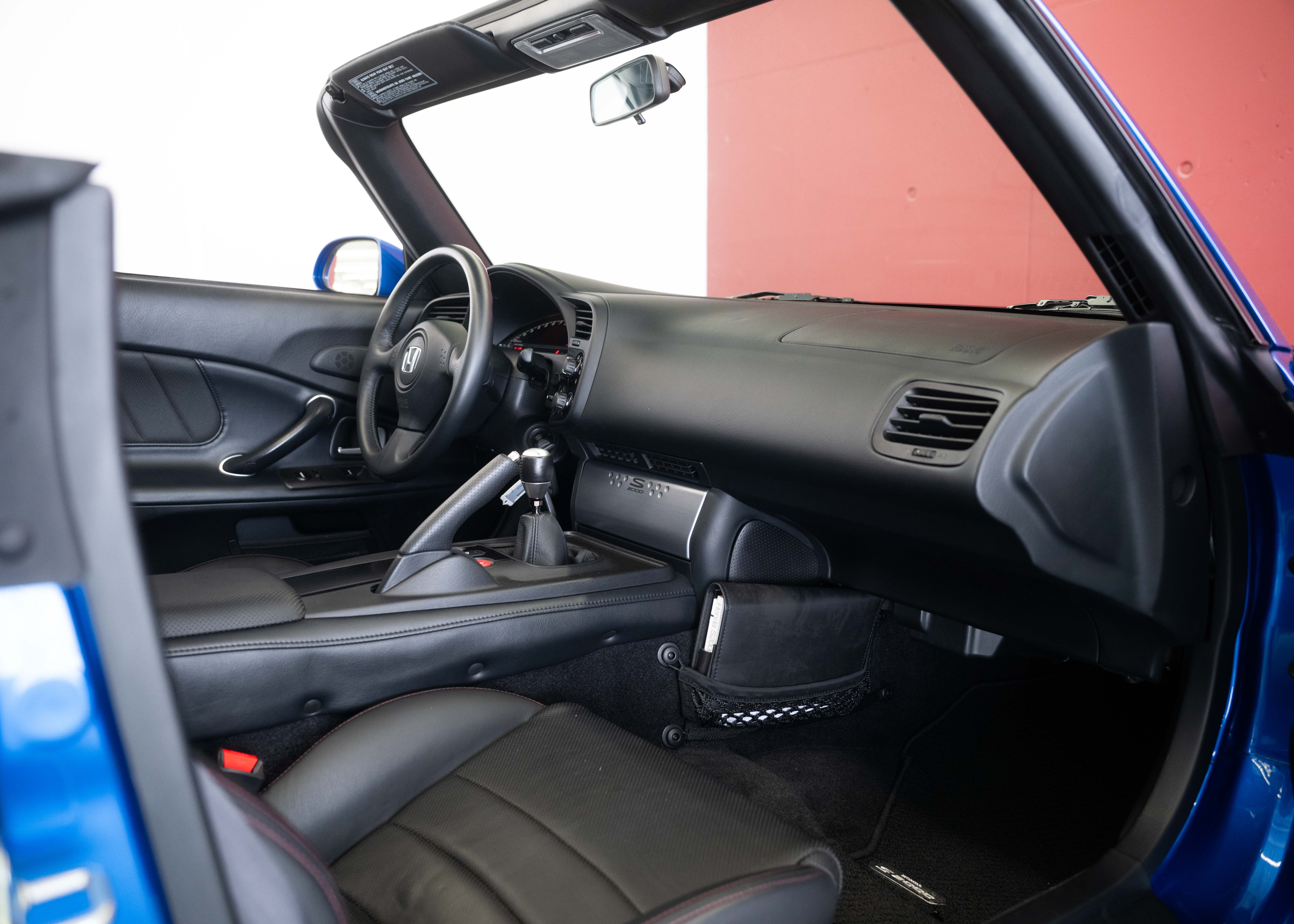 Image HONDA S2000 S2000 Bermuda Blue (Facelift, Swiss car, 2nd hand, certified very low mileage, full service history, 1st paint)