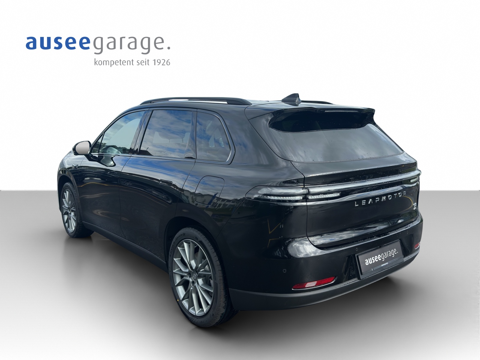 LEAPMOTOR C10 Design AWD-image-2