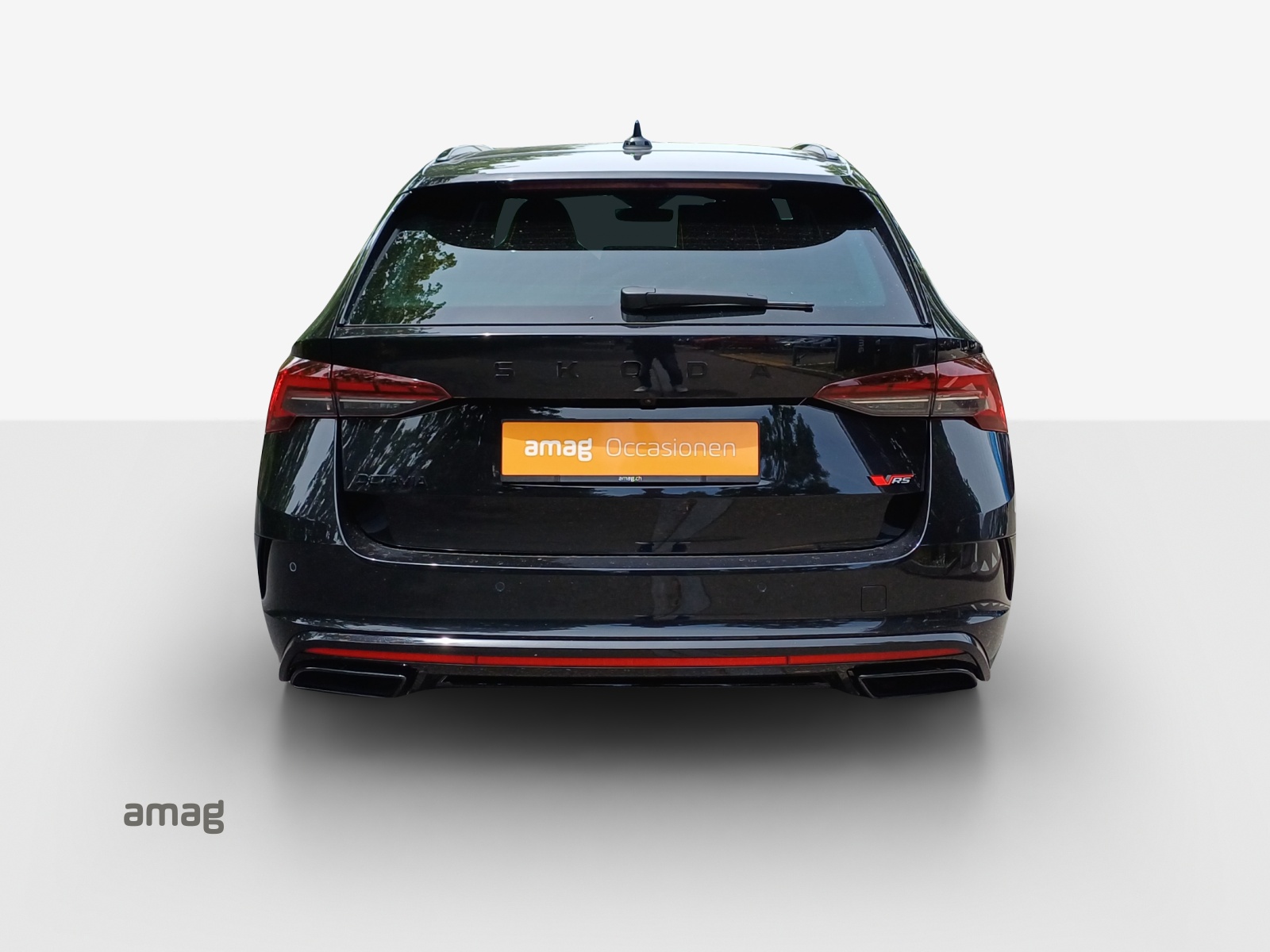 SKODA Octavia Combi 2.0 TSI DSG RS-image-3