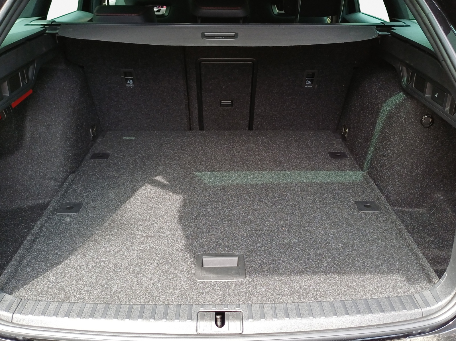 SKODA Octavia Combi 2.0 TSI DSG RS-image-12