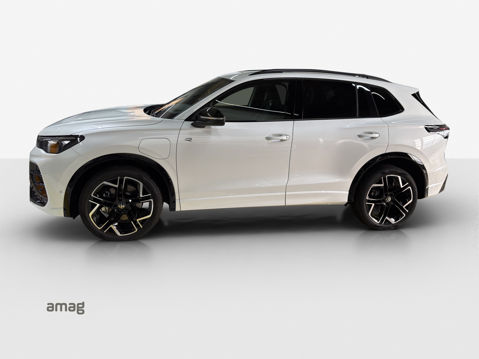 VW Tiguan 1.5 TSI evo2 eHybrid R-Line DSG-image-2