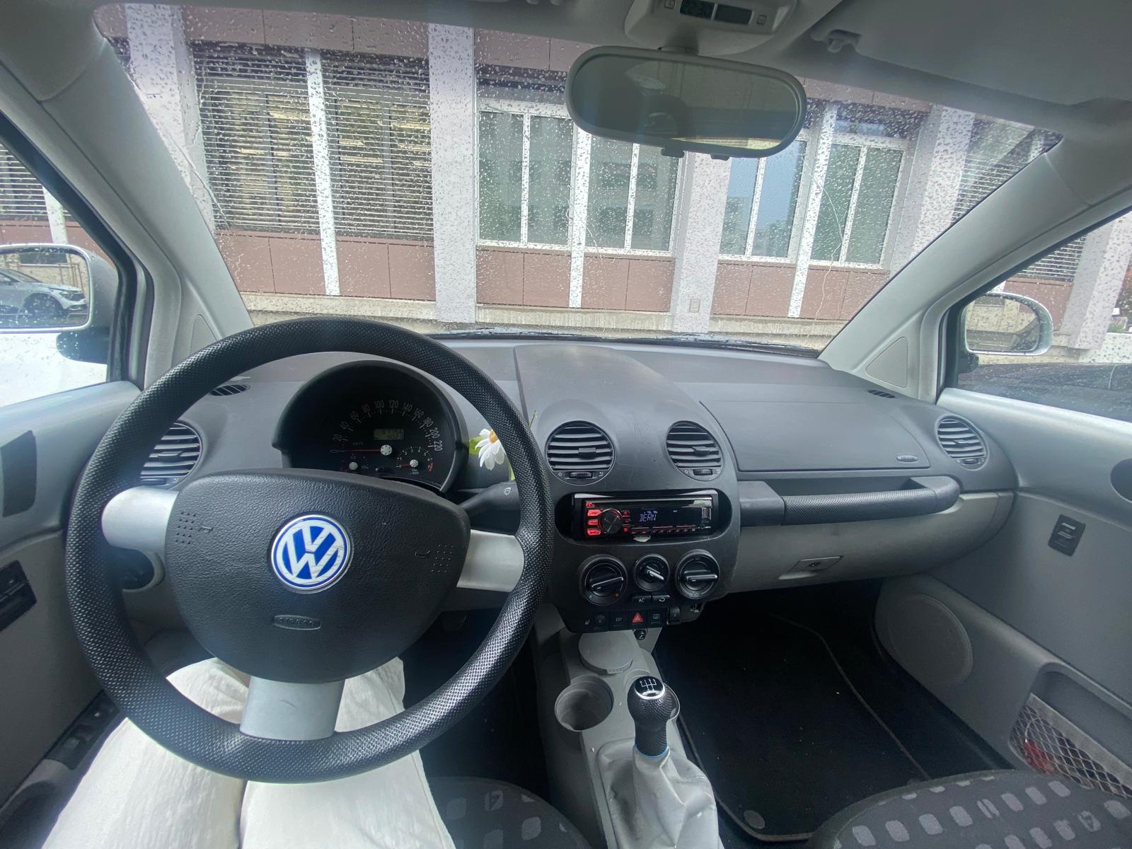 VW Beetle 2.0-image-3