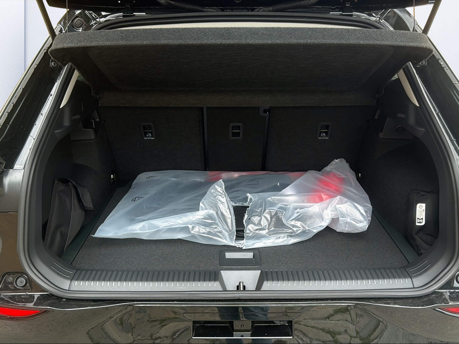 VW T-Roc 1.5 eTSI mHEV Life DSG-image-8