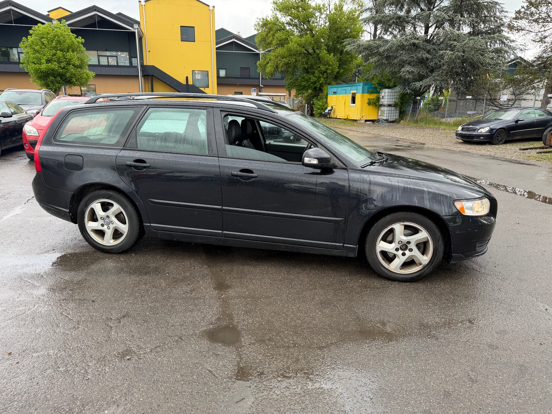 VOLVO V50 D2 Business Pro Edition-image-3